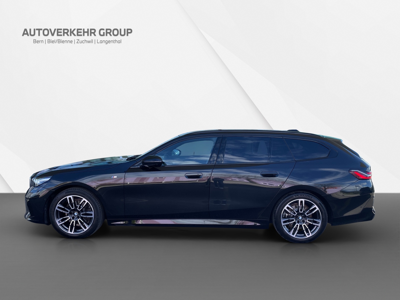 BMW 520d xDr 48V Tour M Sport-showroom-element-2