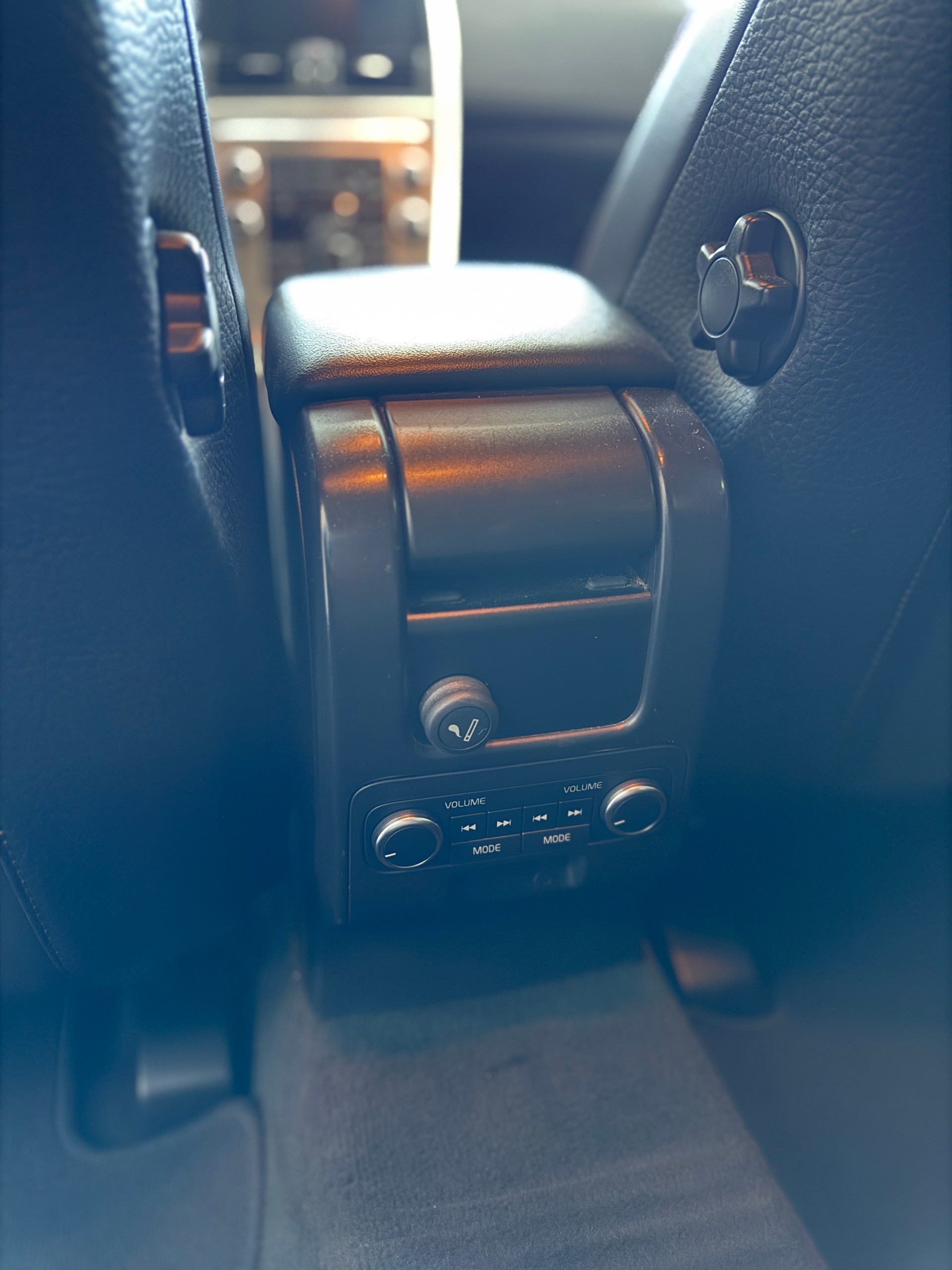 VOLVO XC60 2.4D AWD Geartronic-image-13