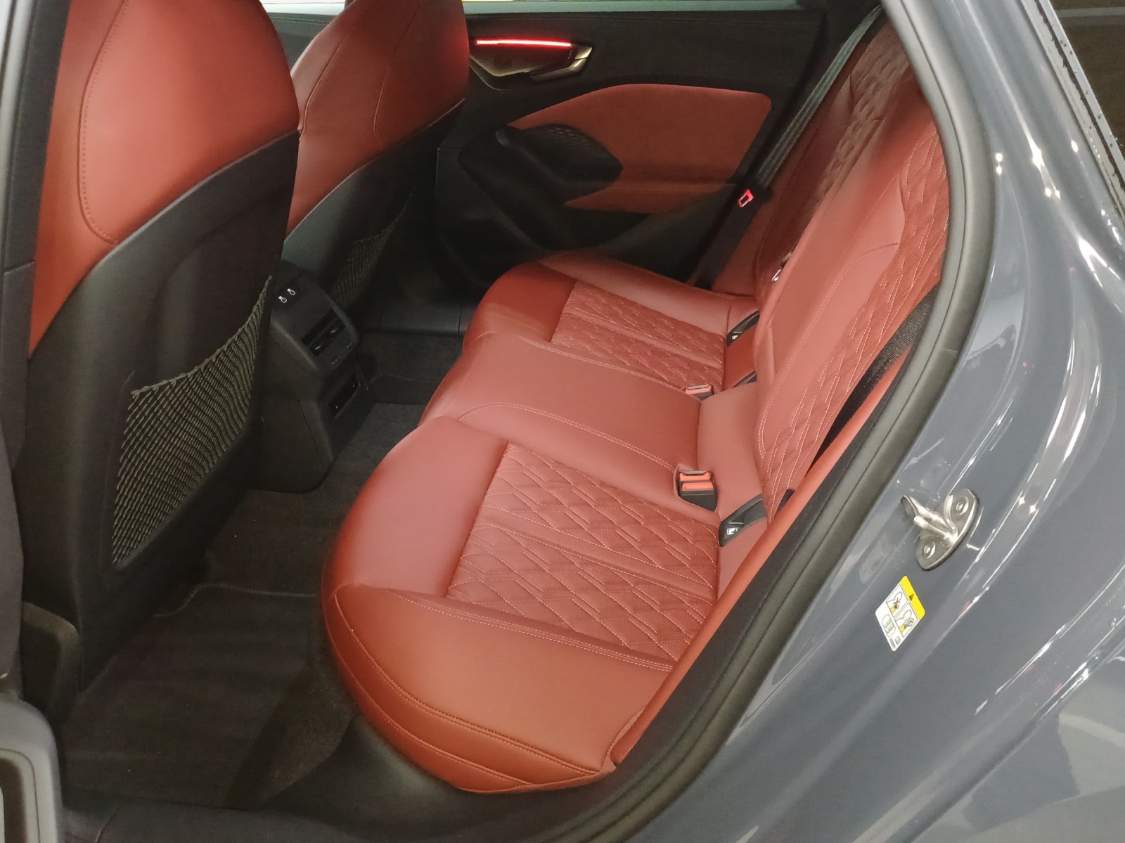 AUDI S5 Avant TFSI quattro S tronic-image-11