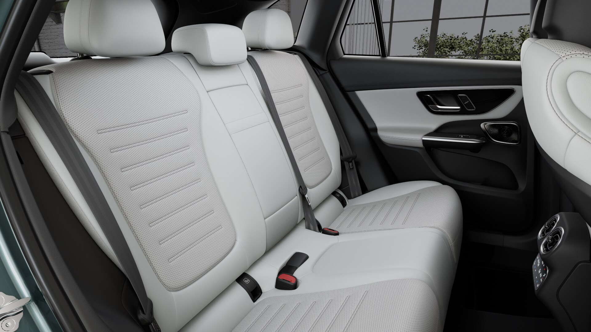 MERCEDES-BENZ GLC 300 e 4Matic EQ Star 9G-Tronic-image-8