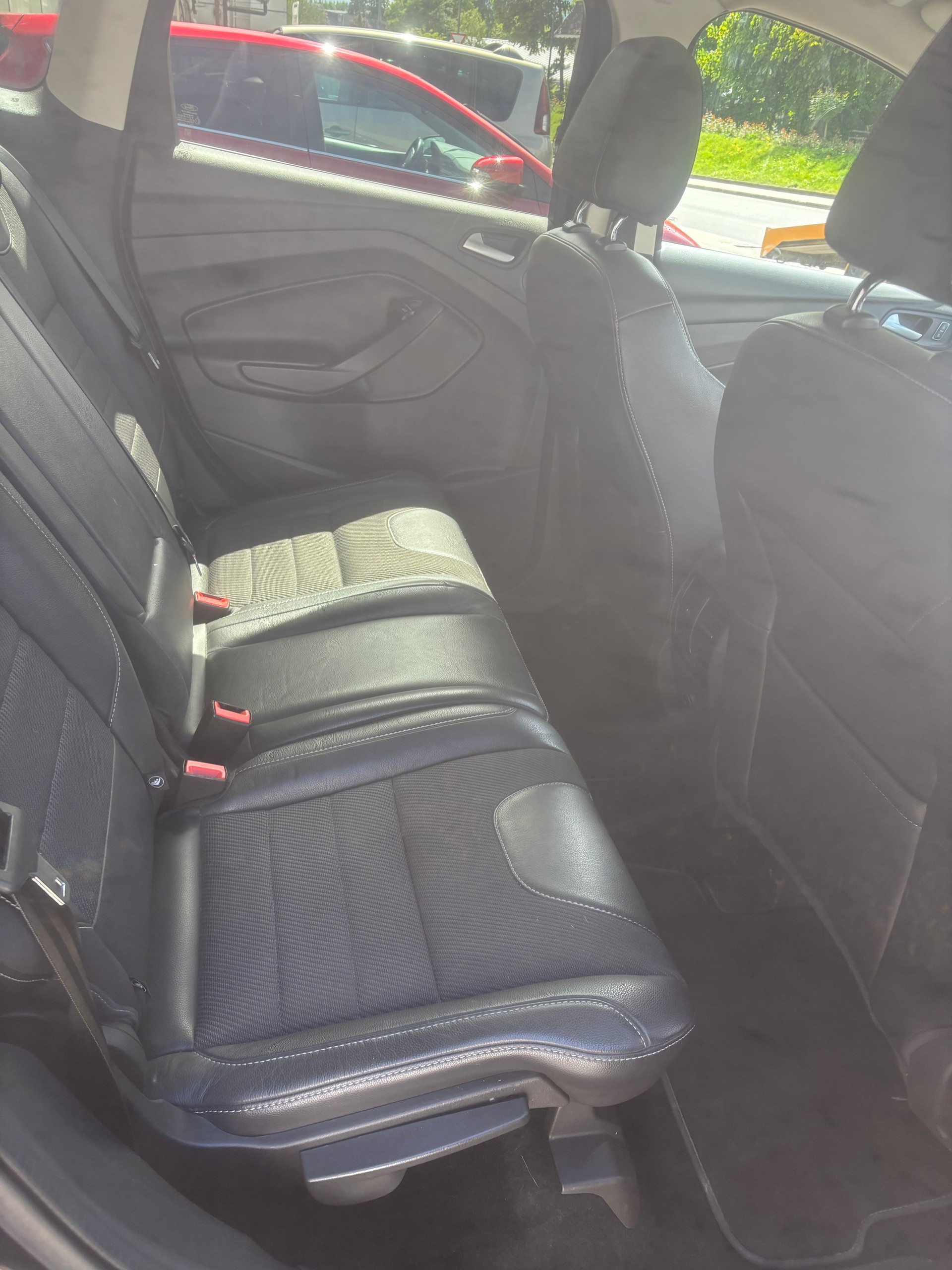 FORD Kuga 2.0 TDCi Carving 4WD PowerShift-image-2