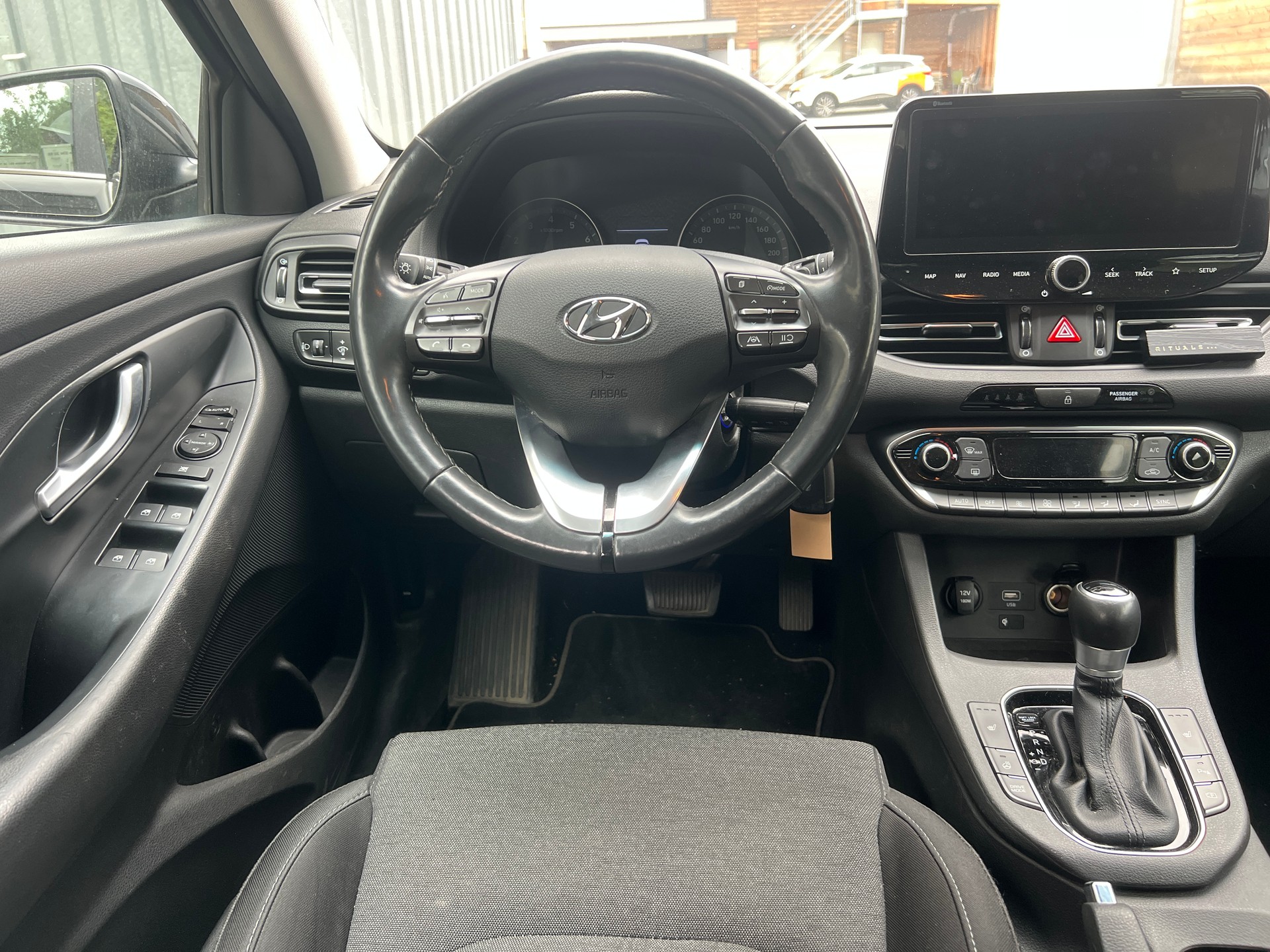 HYUNDAI Wagon 1.5 T-GDi 48V MH DCT-image-11