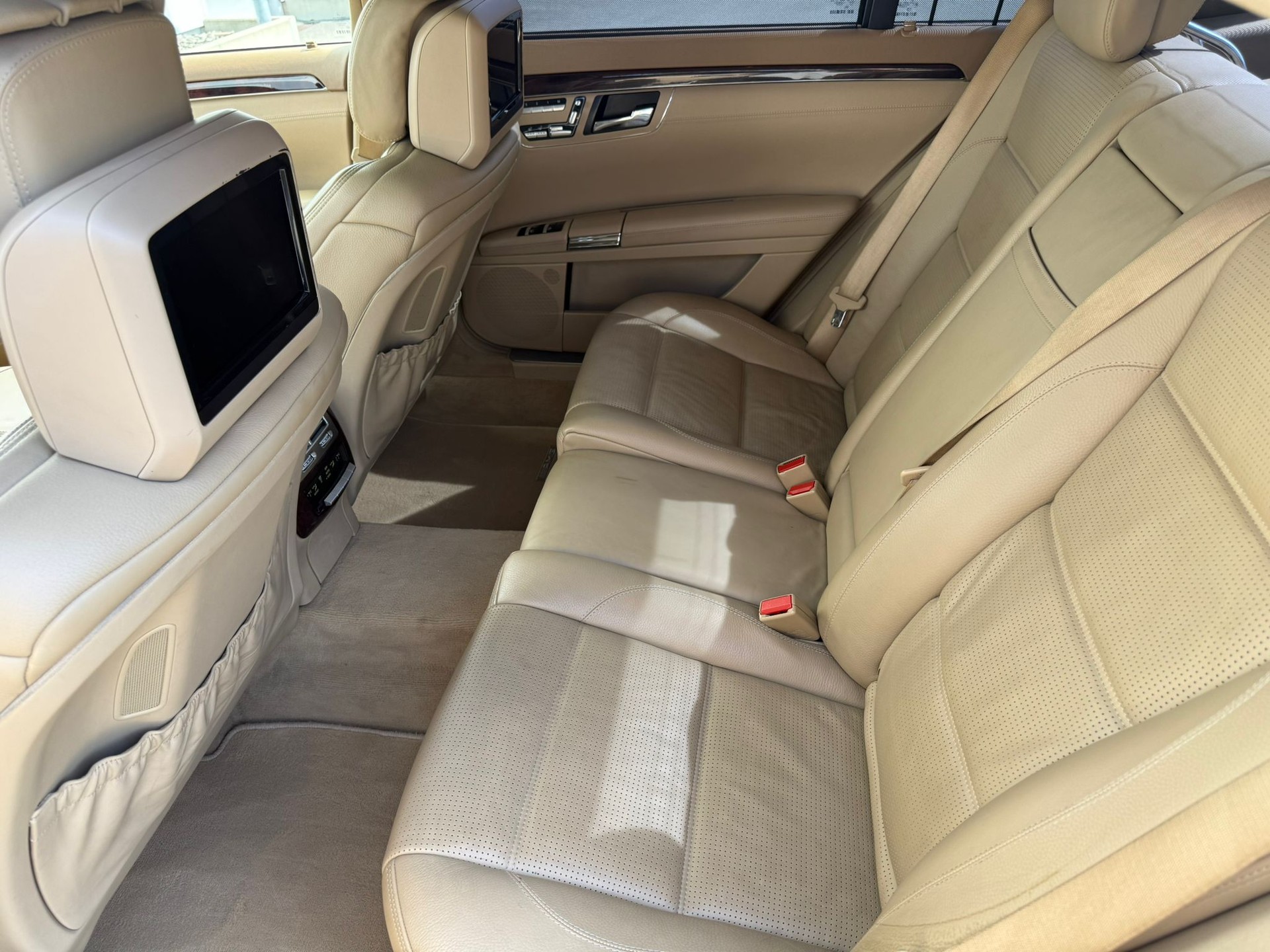 MERCEDES-BENZ S 63 AMG L 7G-Tronic-image-11