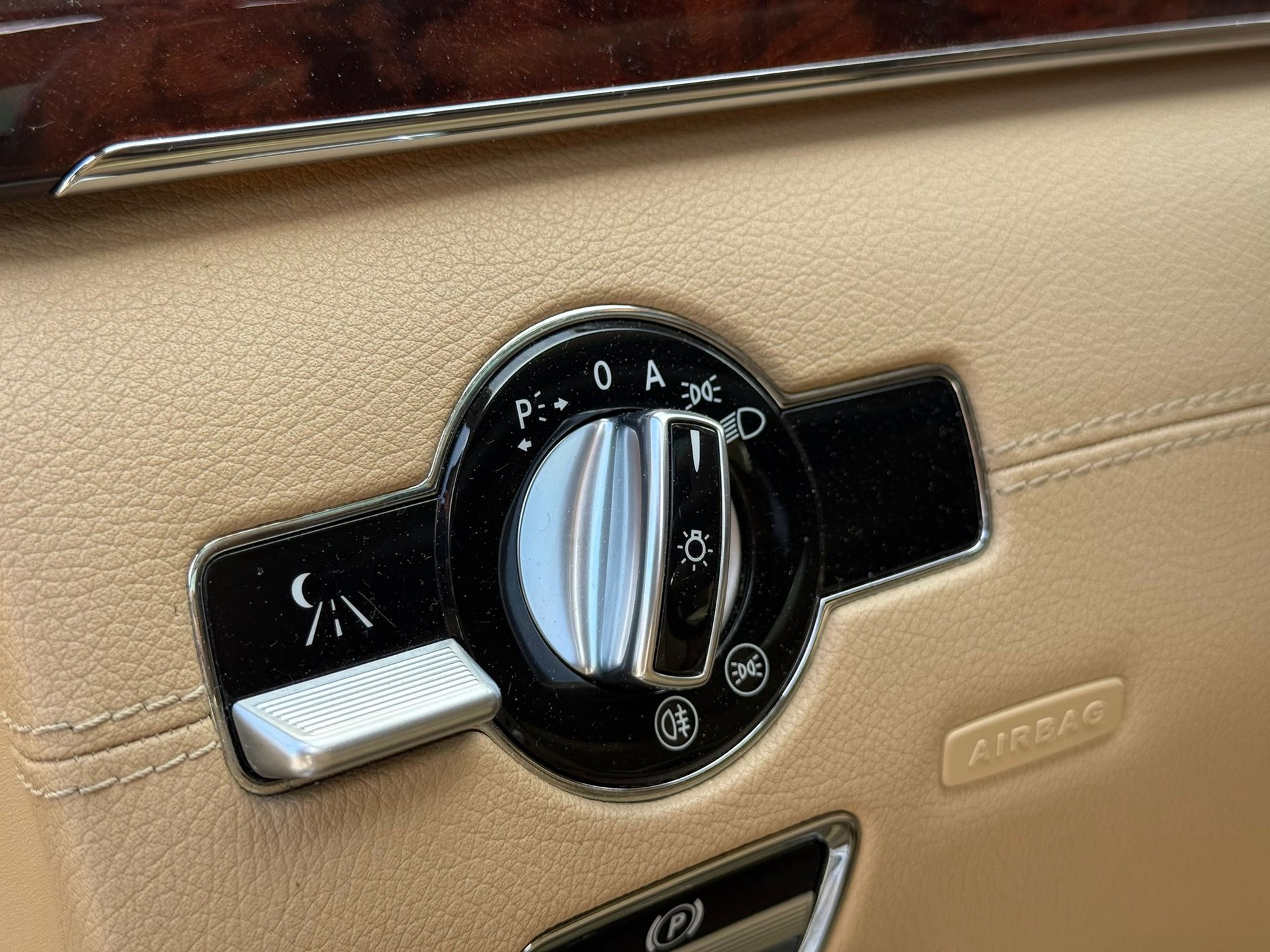 MERCEDES-BENZ S 63 AMG L 7G-Tronic-image-13