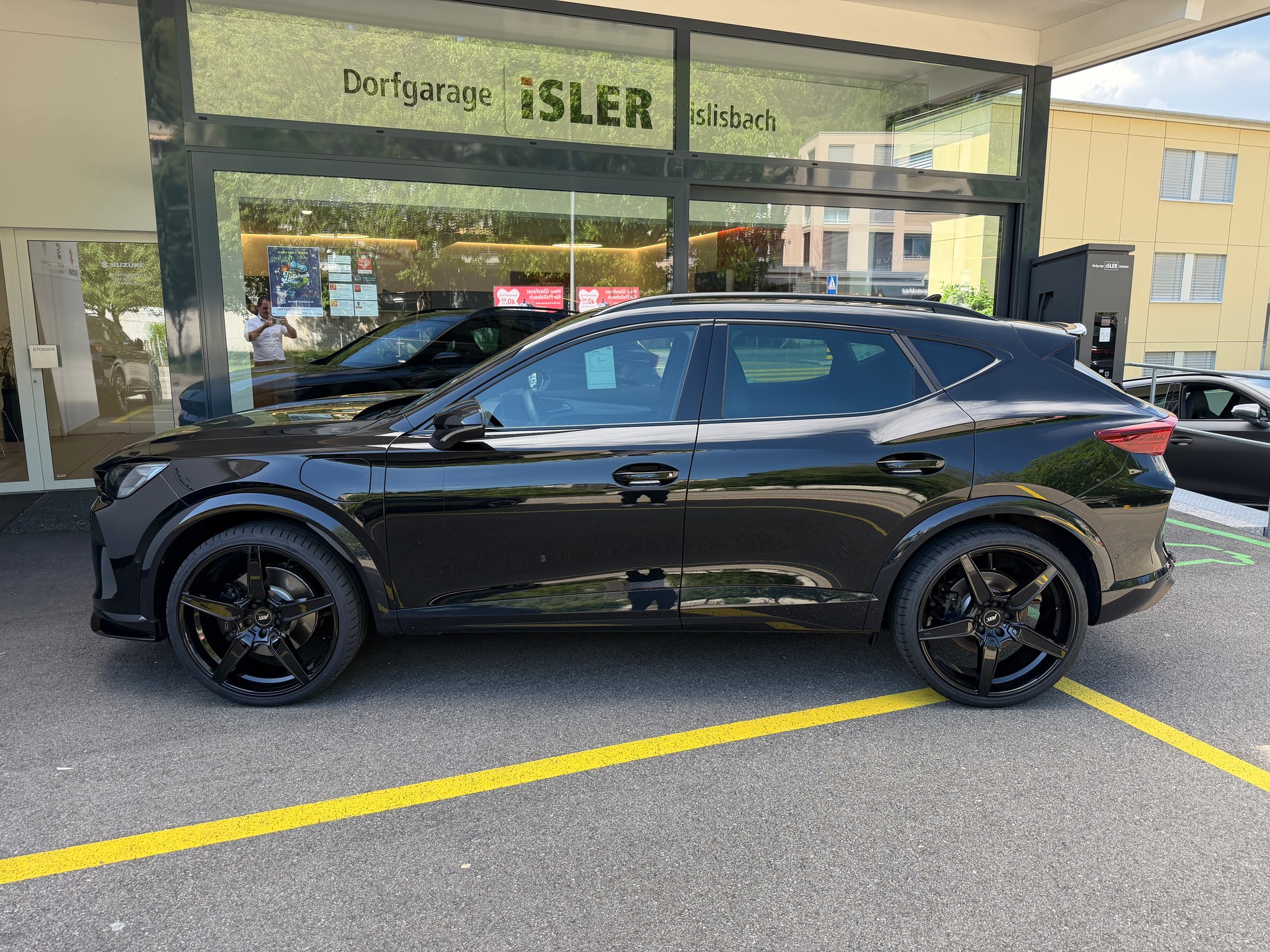 CUPRA Formentor 1.5 e-HYBRID pHEV Black Symphony DSG-image-4