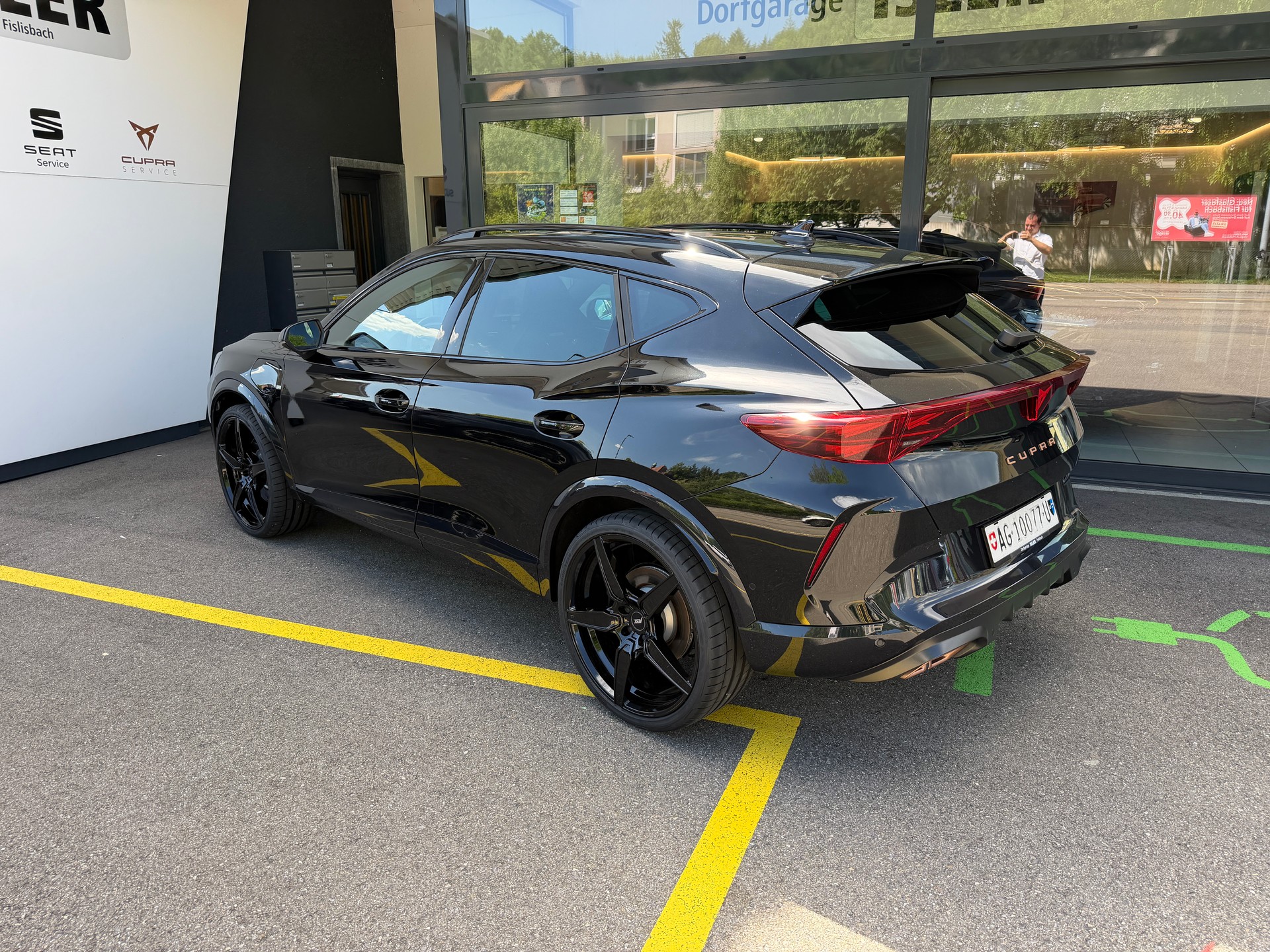CUPRA Formentor 1.5 e-HYBRID pHEV Black Symphony DSG-image-3