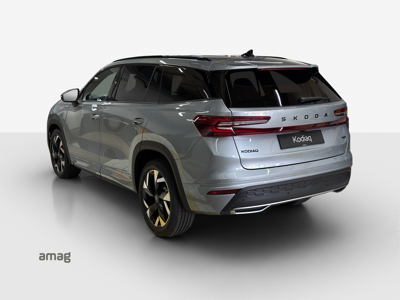 SKODA Kodiaq 2.0 TSI Sportline 4x4-image-2
