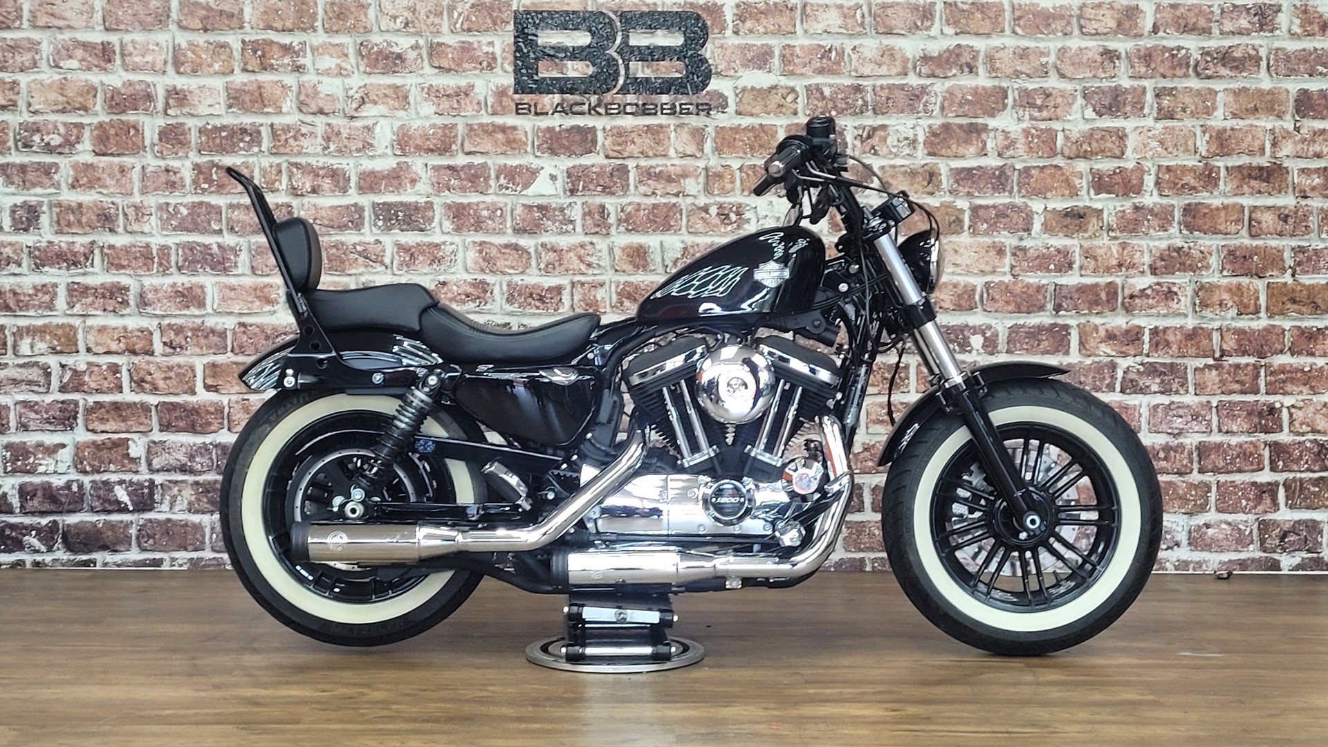 HARLEY-DAVIDSON XL 1200 XS Forty Eight Special ABS-showroom-element-1