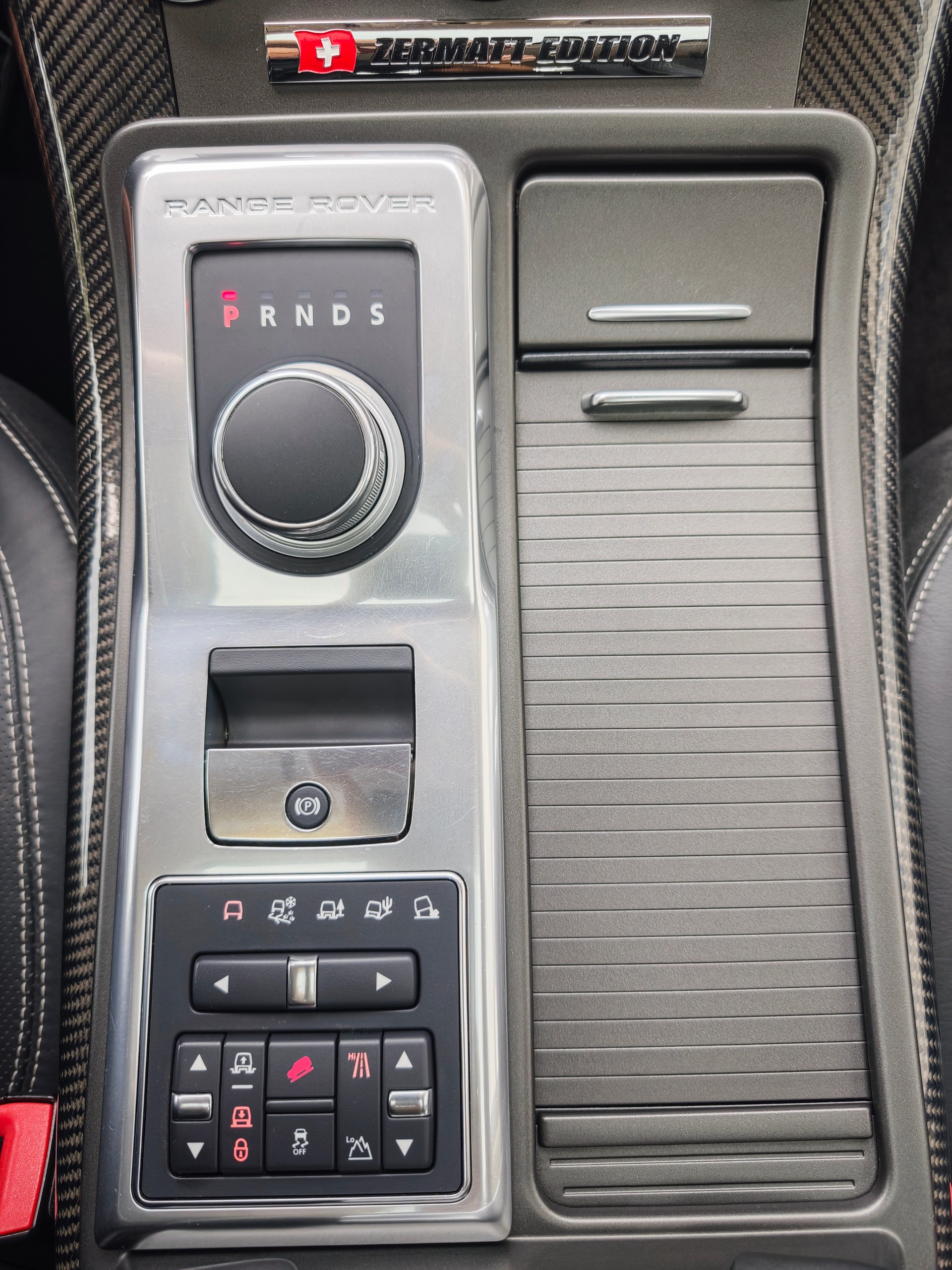 LAND ROVER Range Rover Sport 3.0 TDV6 Zermatt Automatic-image-14