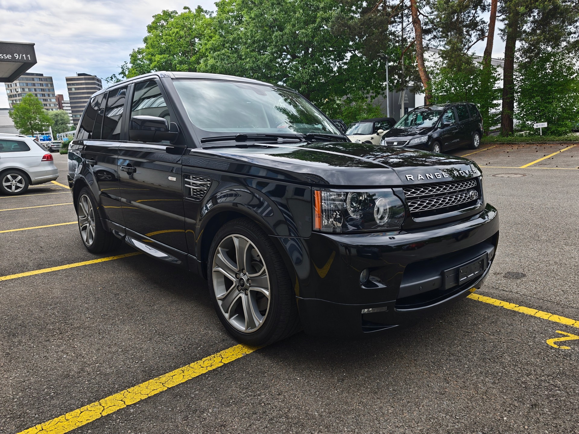 LAND ROVER Range Rover Sport 3.0 TDV6 Zermatt Automatic-image-5