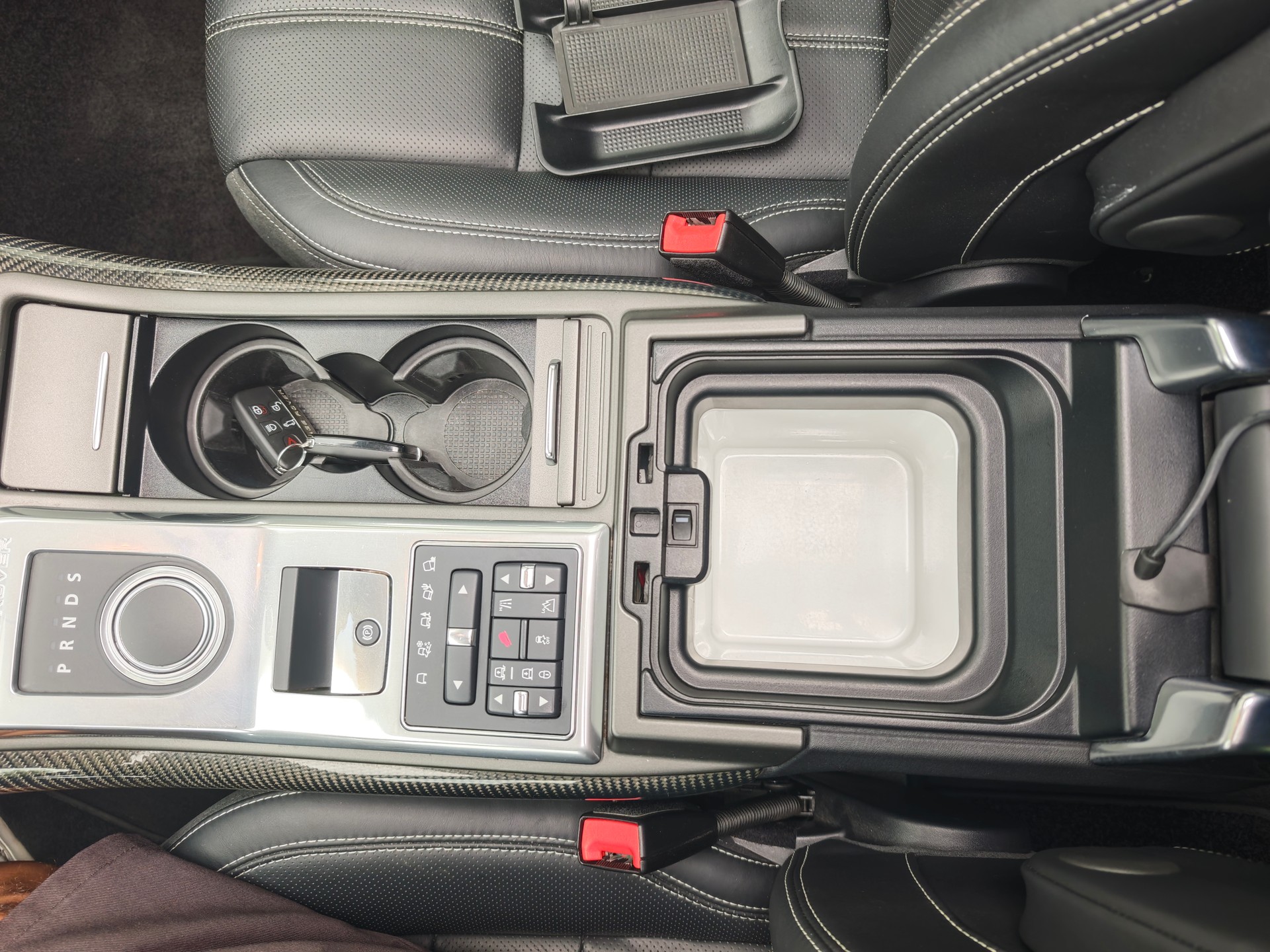 LAND ROVER Range Rover Sport 3.0 TDV6 Zermatt Automatic-image-18