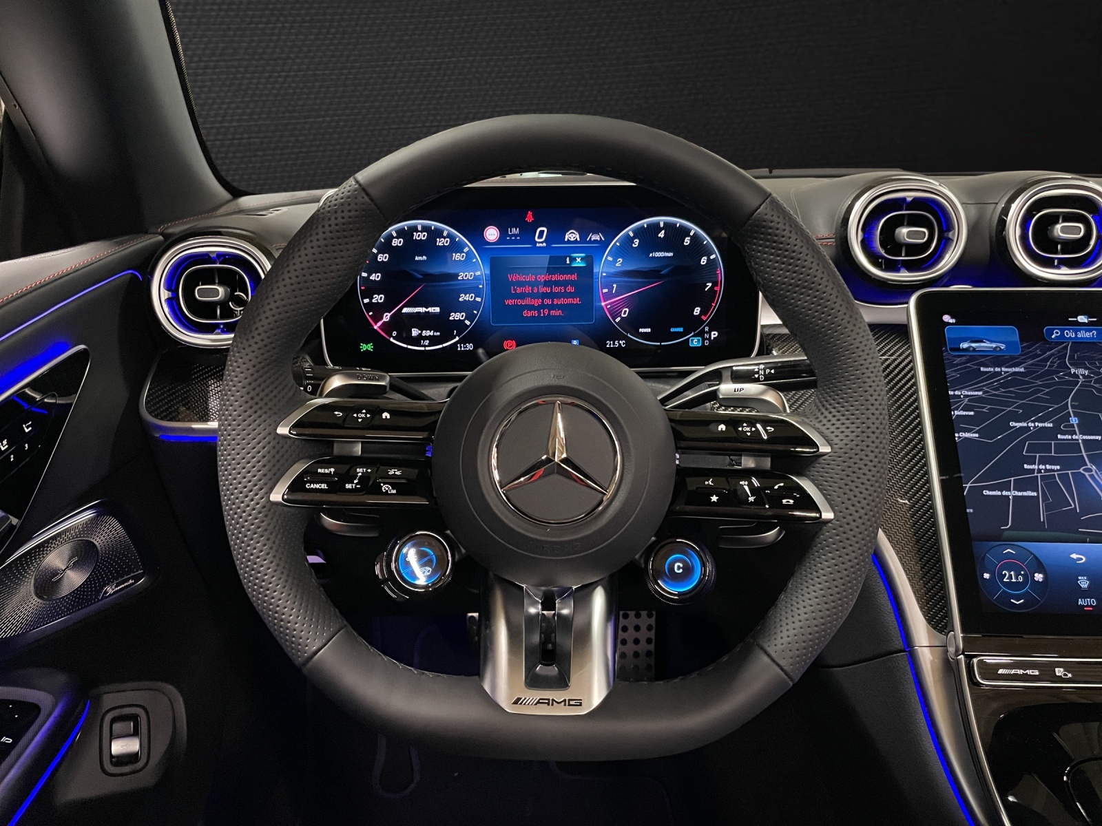 MERCEDES-BENZ CLE AMG 53 Cabrio 4Matic+ 9G-Tronic-image-11
