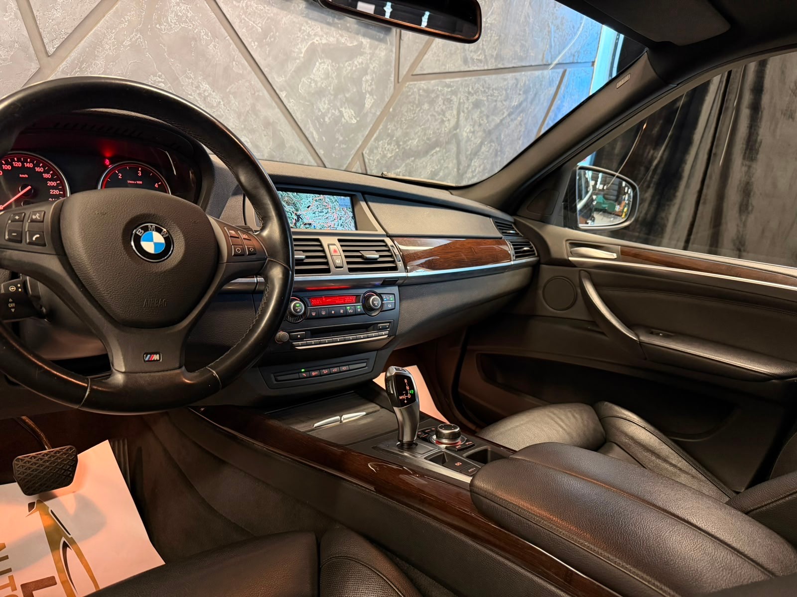BMW X5 xDrive 40d Steptronic-image-9