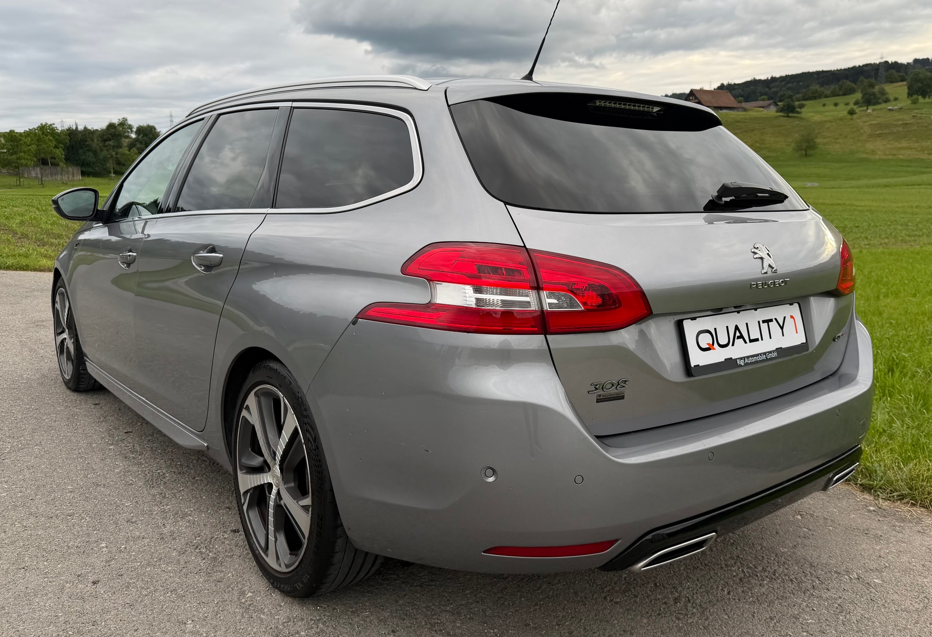 PEUGEOT 308 SW 2.0 BlueHDI GT Automatic-image-3