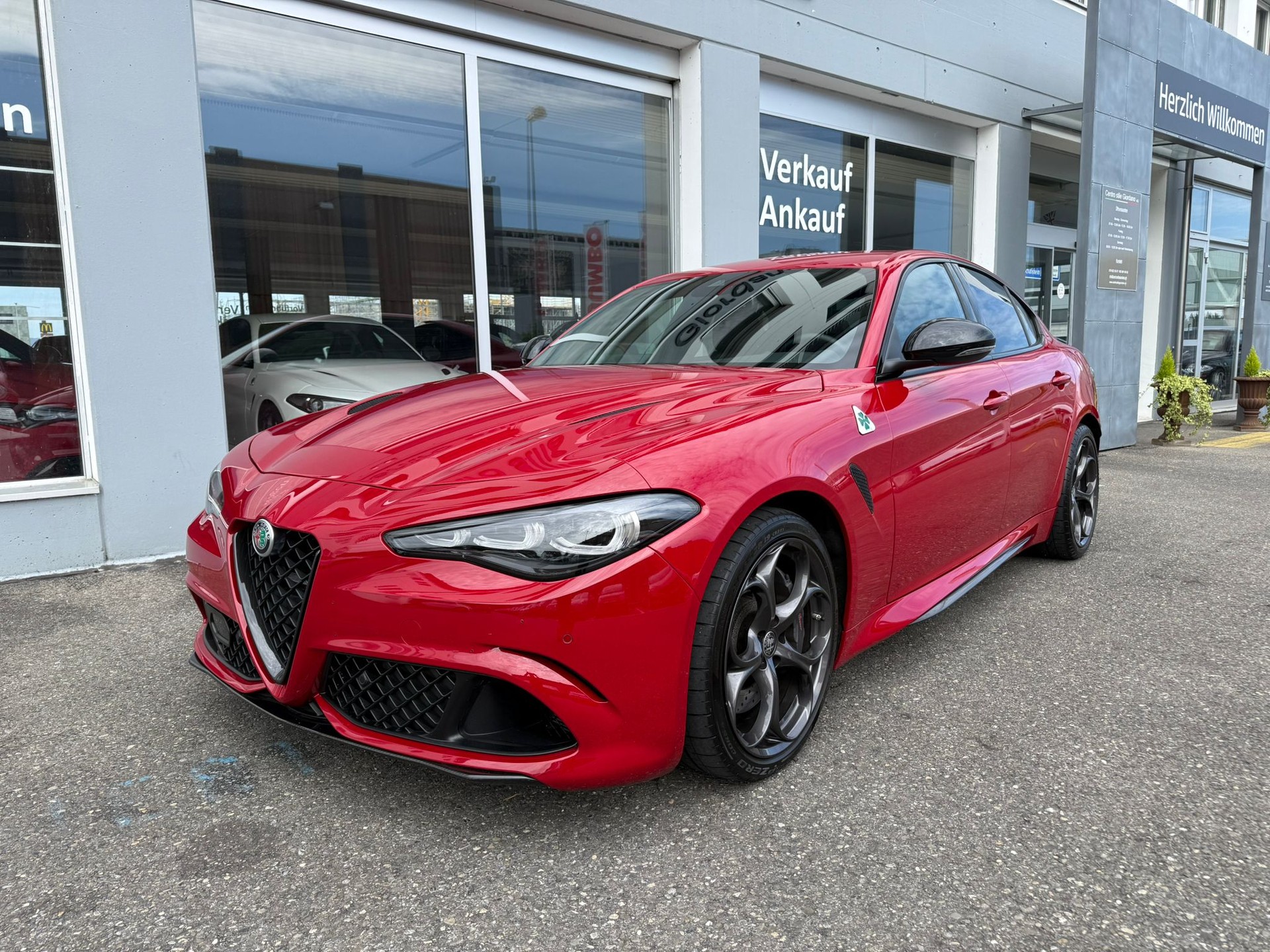 ALFA ROMEO Giulia 2.9 V6 Quadrifoglio 520PS-image-3