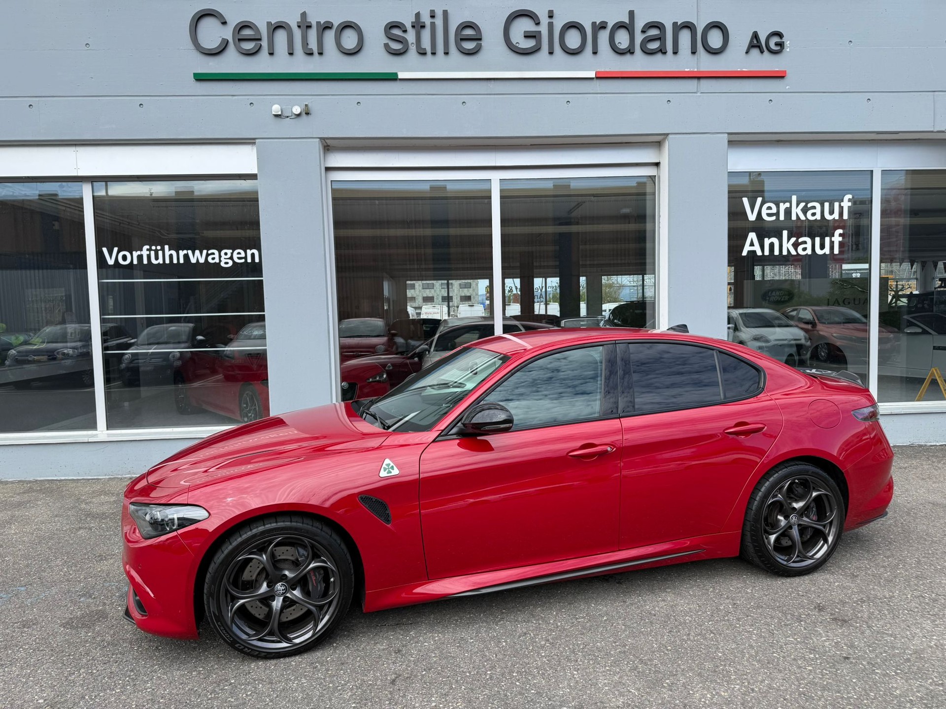 ALFA ROMEO Giulia 2.9 V6 Quadrifoglio 520PS-image-1