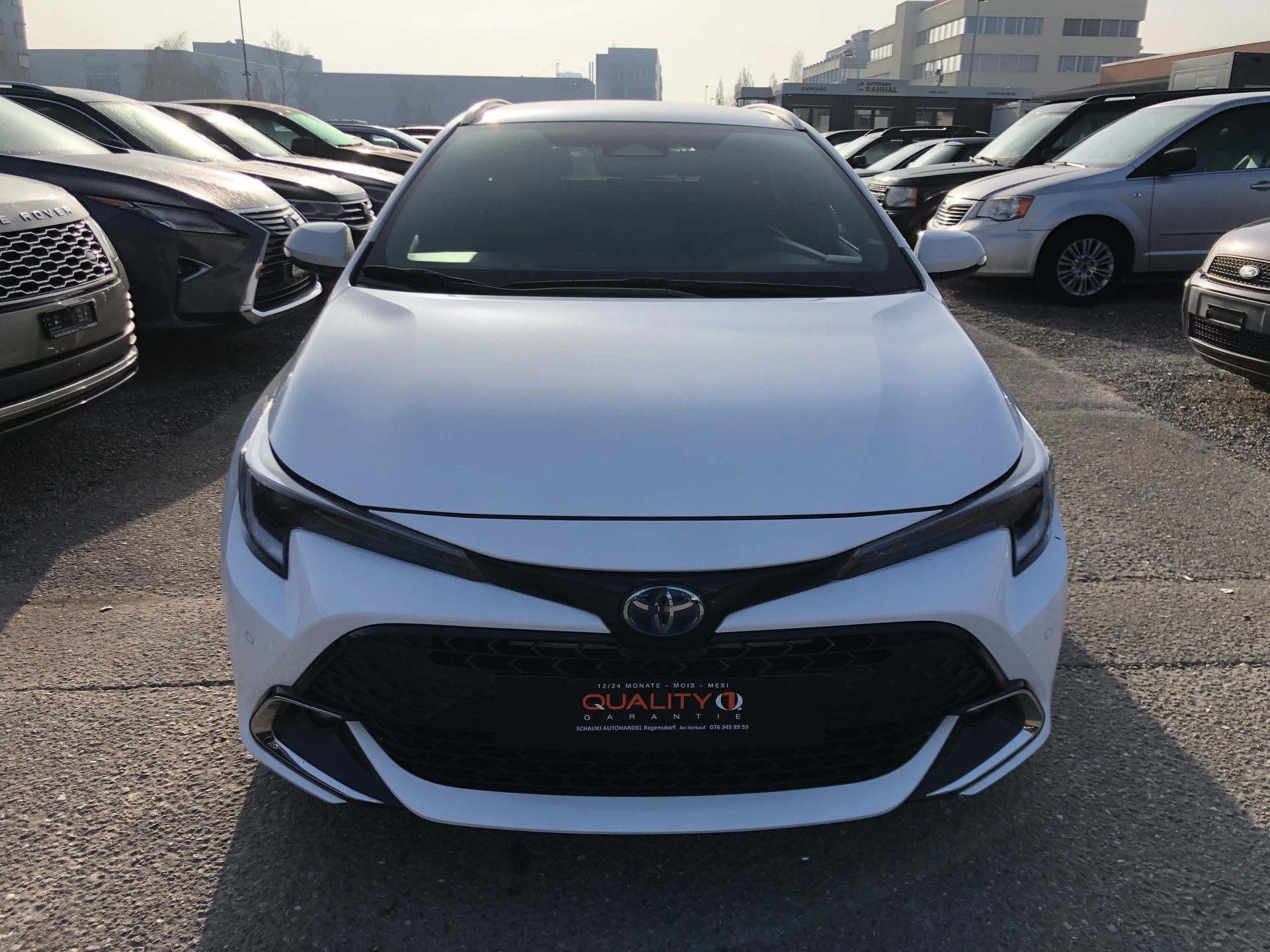 TOYOTA Corolla Touring Sports 2.0 HSD Trend e-CVT-image-1