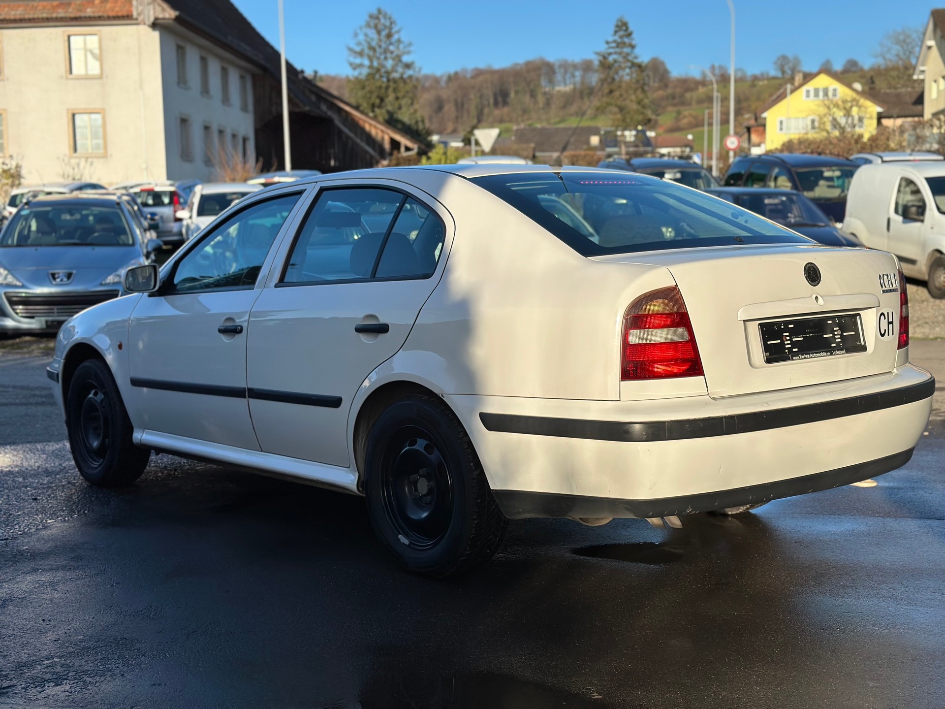 SKODA Octavia 1.6 GLX-image-5