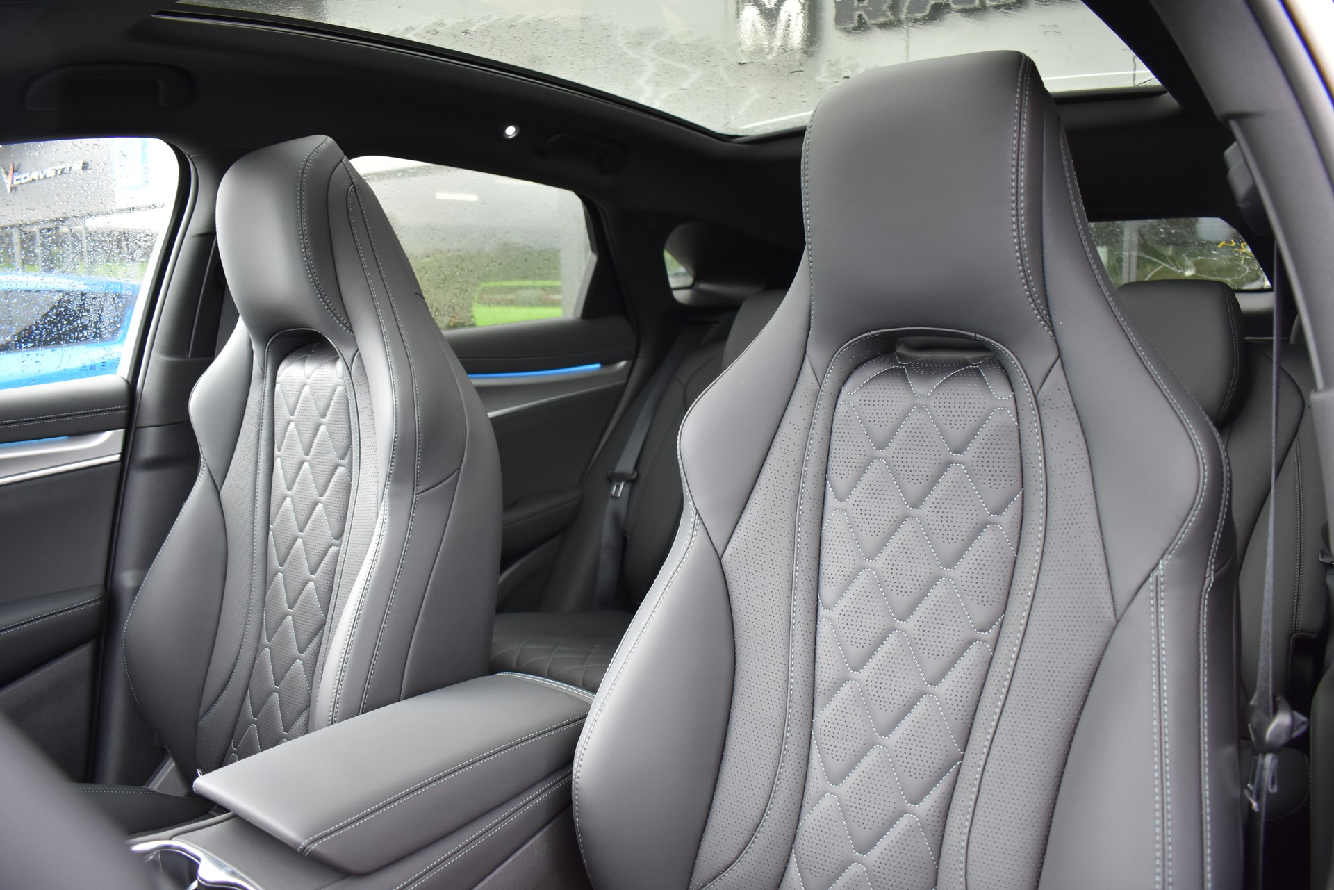 BYD Sealion 7 91,3 kWh Excellence AWD-image-11