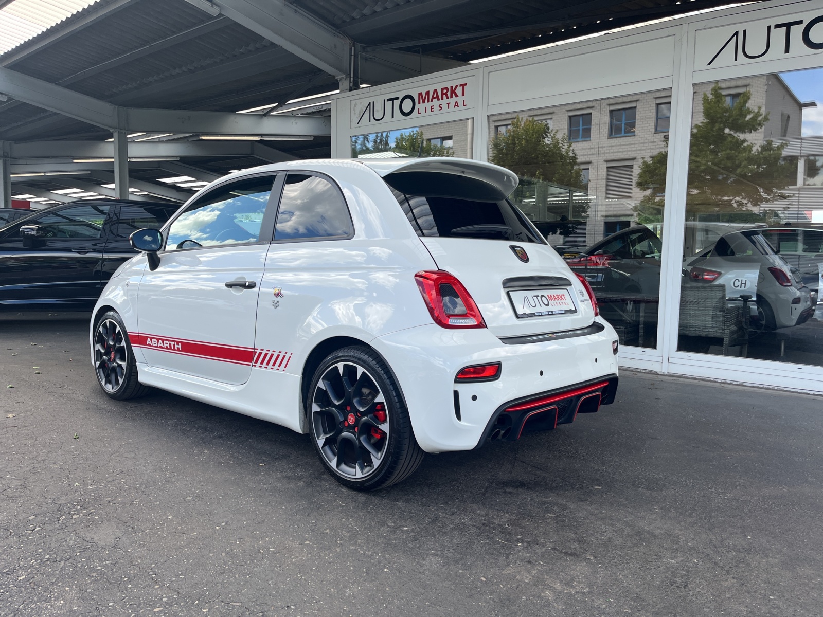 FIAT 595 1.4 16V Turbo Abarth Competizione Dualogic-image-2