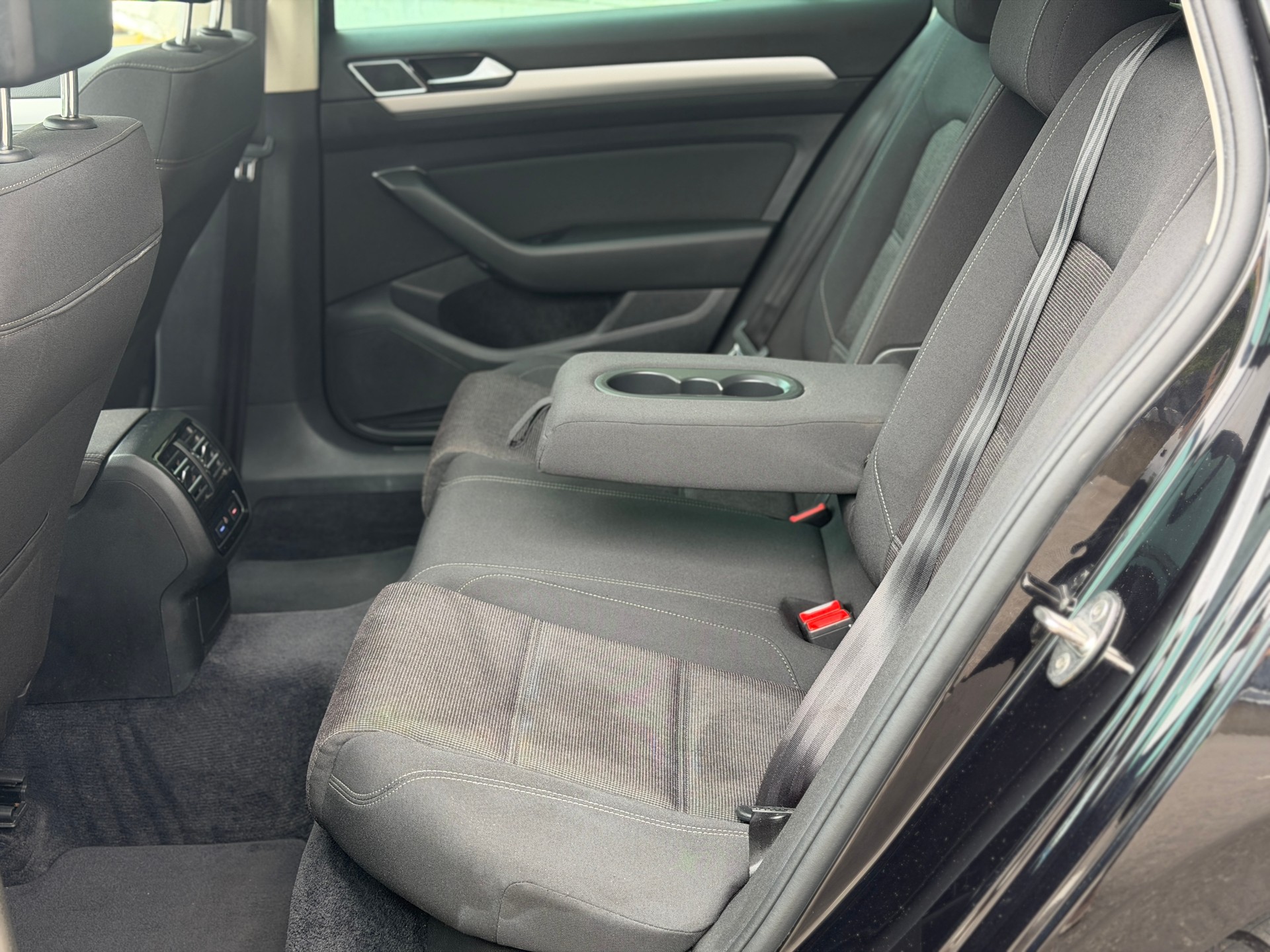VW Passat Variant 2.0 TDI BMT Comfortline DSG-image-20