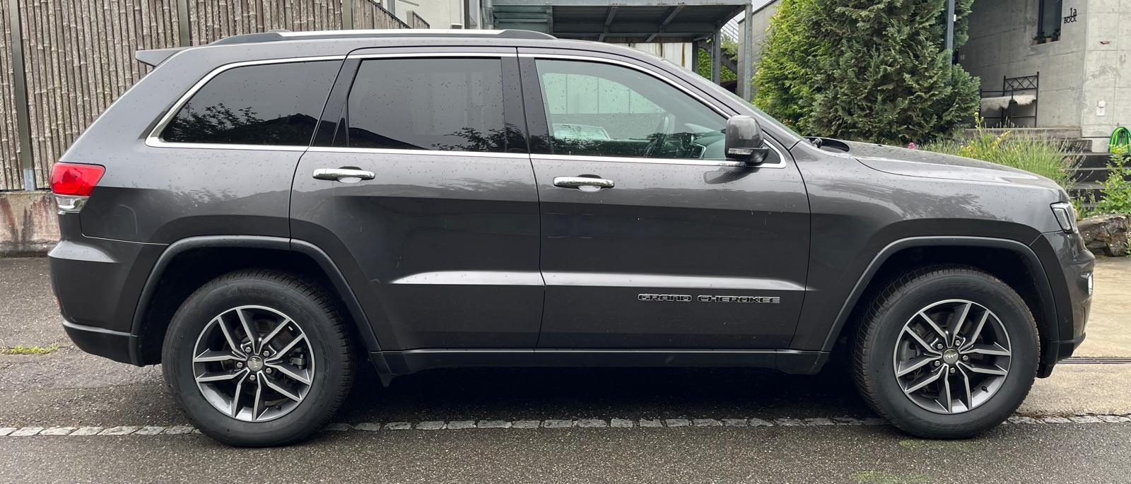 JEEP Grand Cherokee 3.0 CRD Limited Automatic-image-4