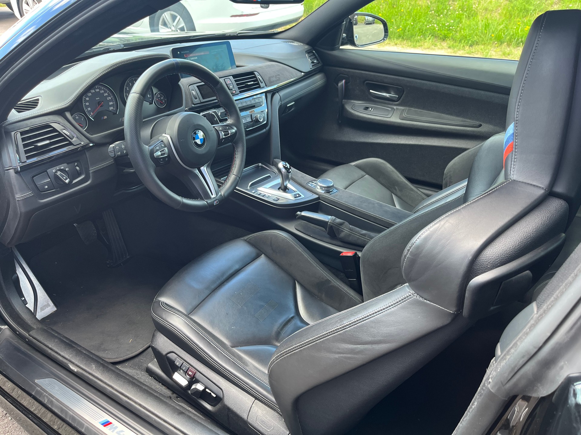 BMW M4 Coupé CS DKG-image-5