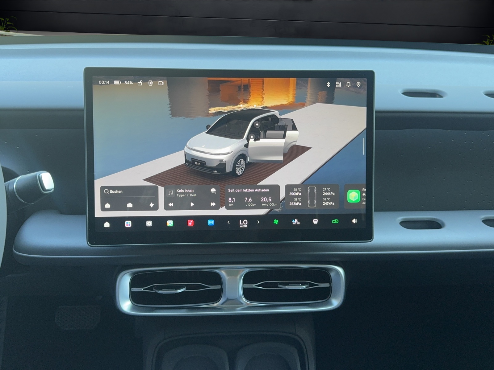 LEAPMOTOR B10 1.5 Hybrid EV-image-6