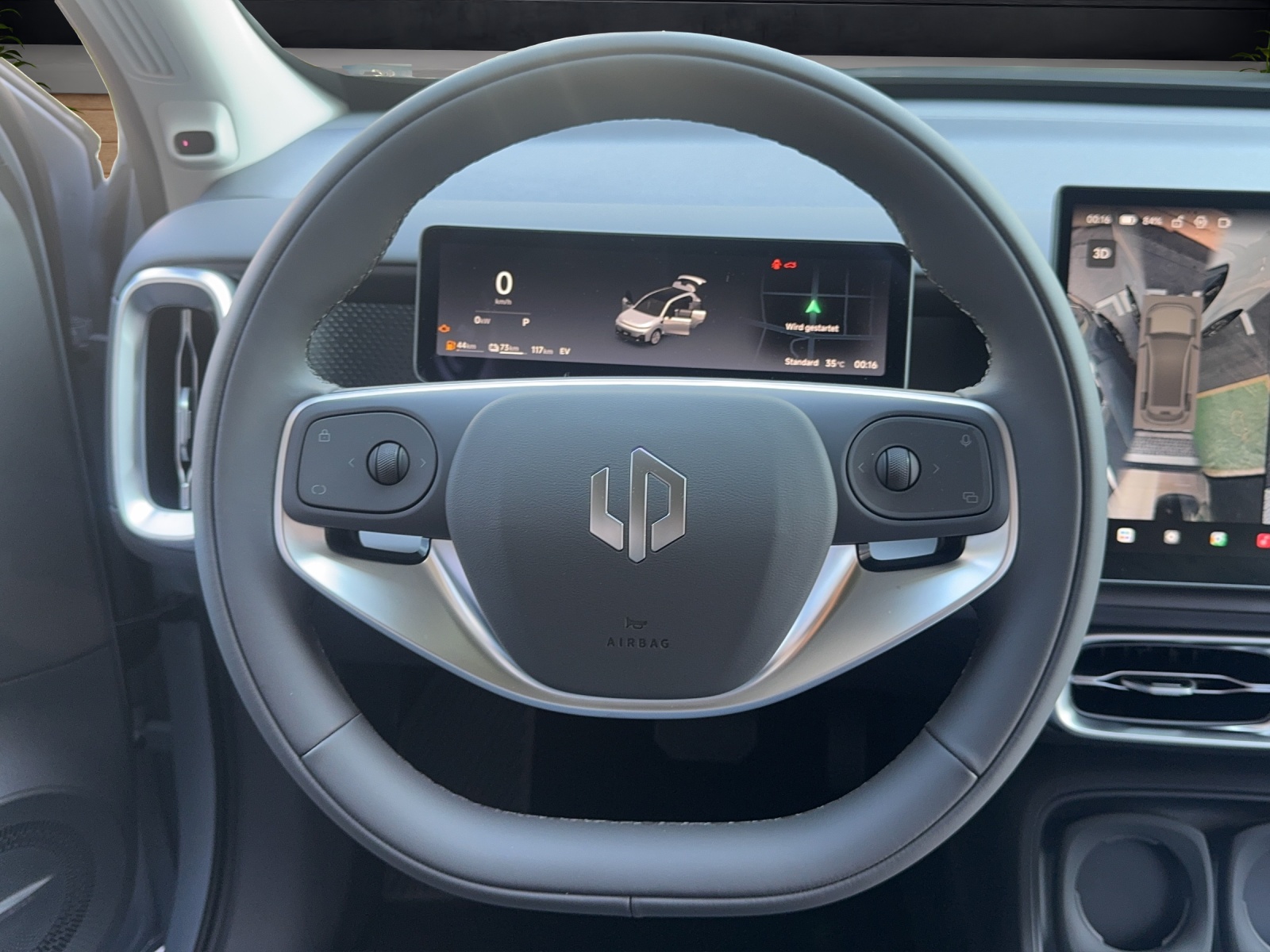 LEAPMOTOR B10 1.5 Hybrid EV-image-12