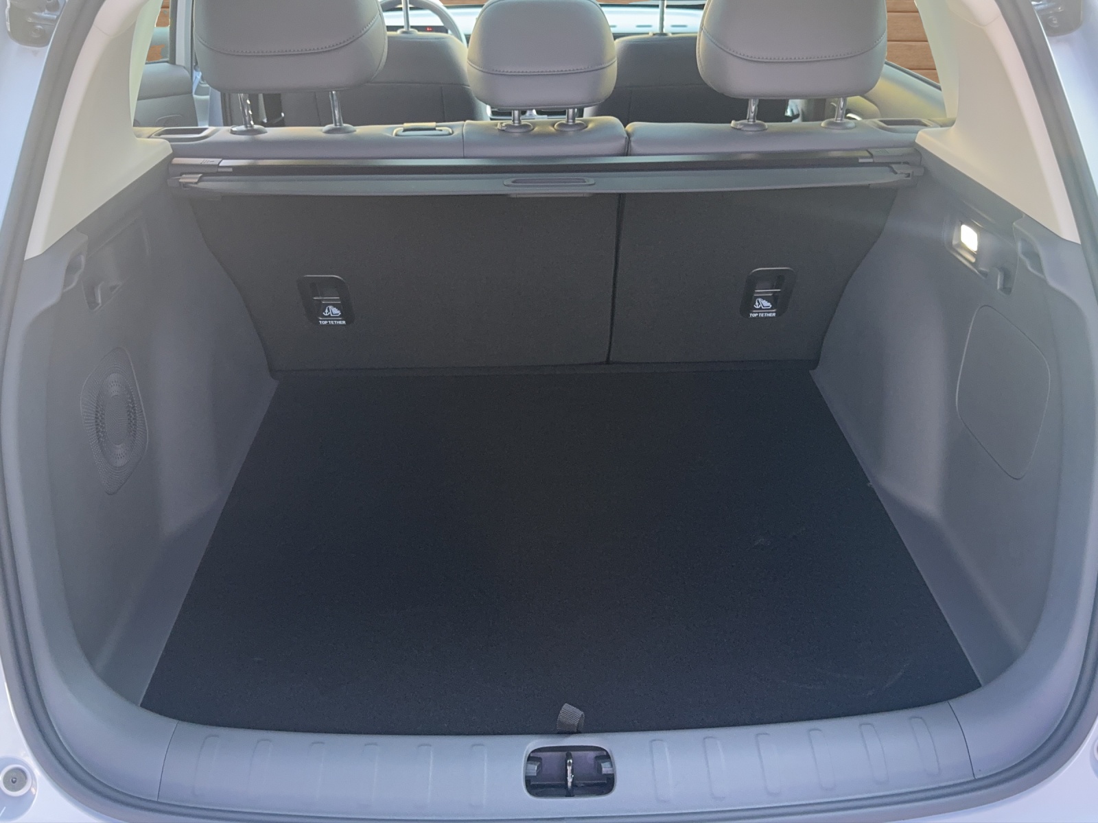 LEAPMOTOR B10 1.5 Hybrid EV-image-8