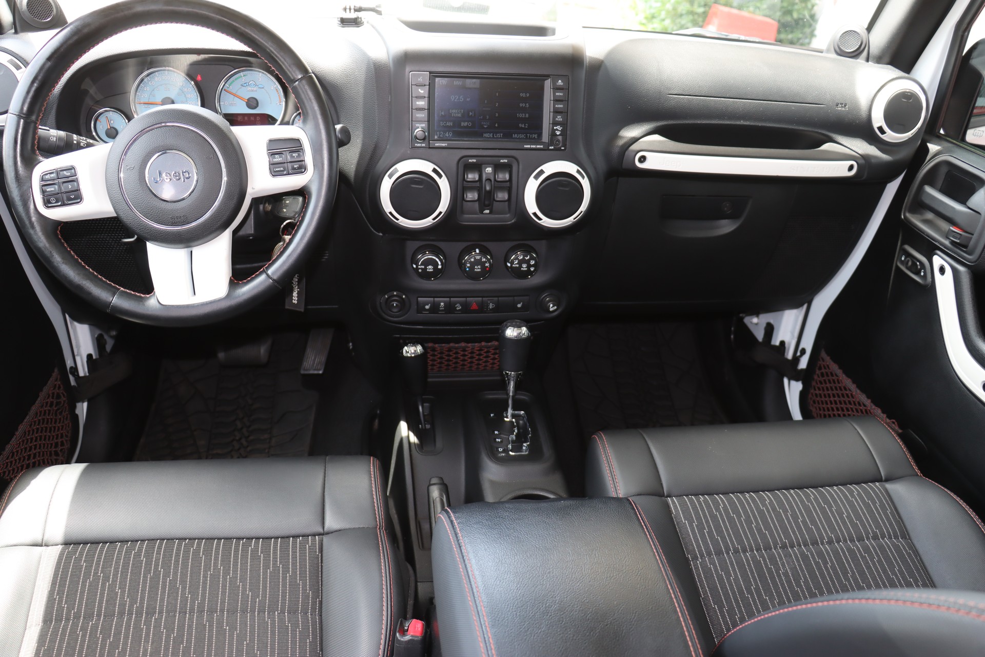 JEEP Wrangler 2.8CRD Unlimited Rubicon Automatic-image-11