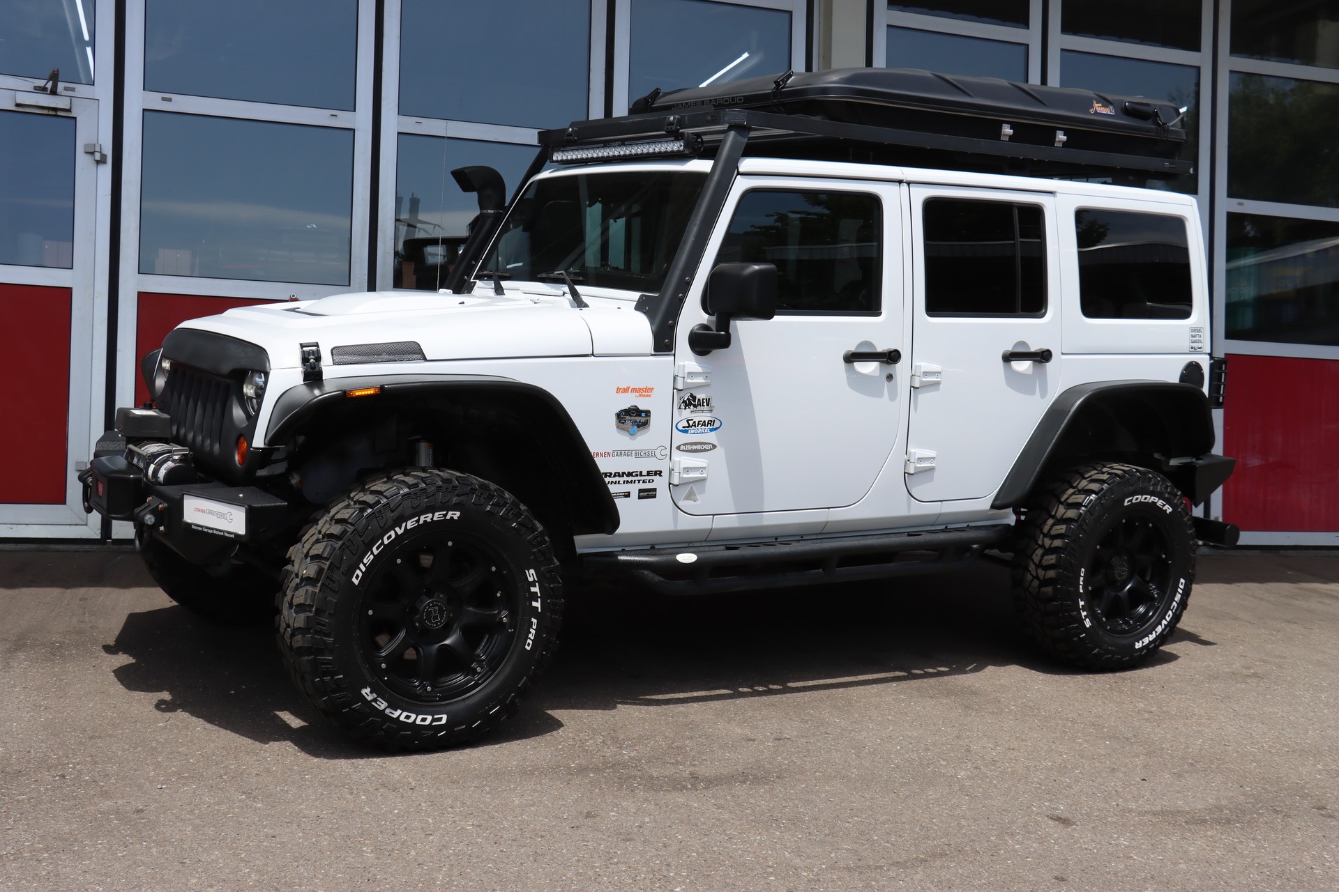 JEEP Wrangler 2.8CRD Unlimited Rubicon Automatic-image-4