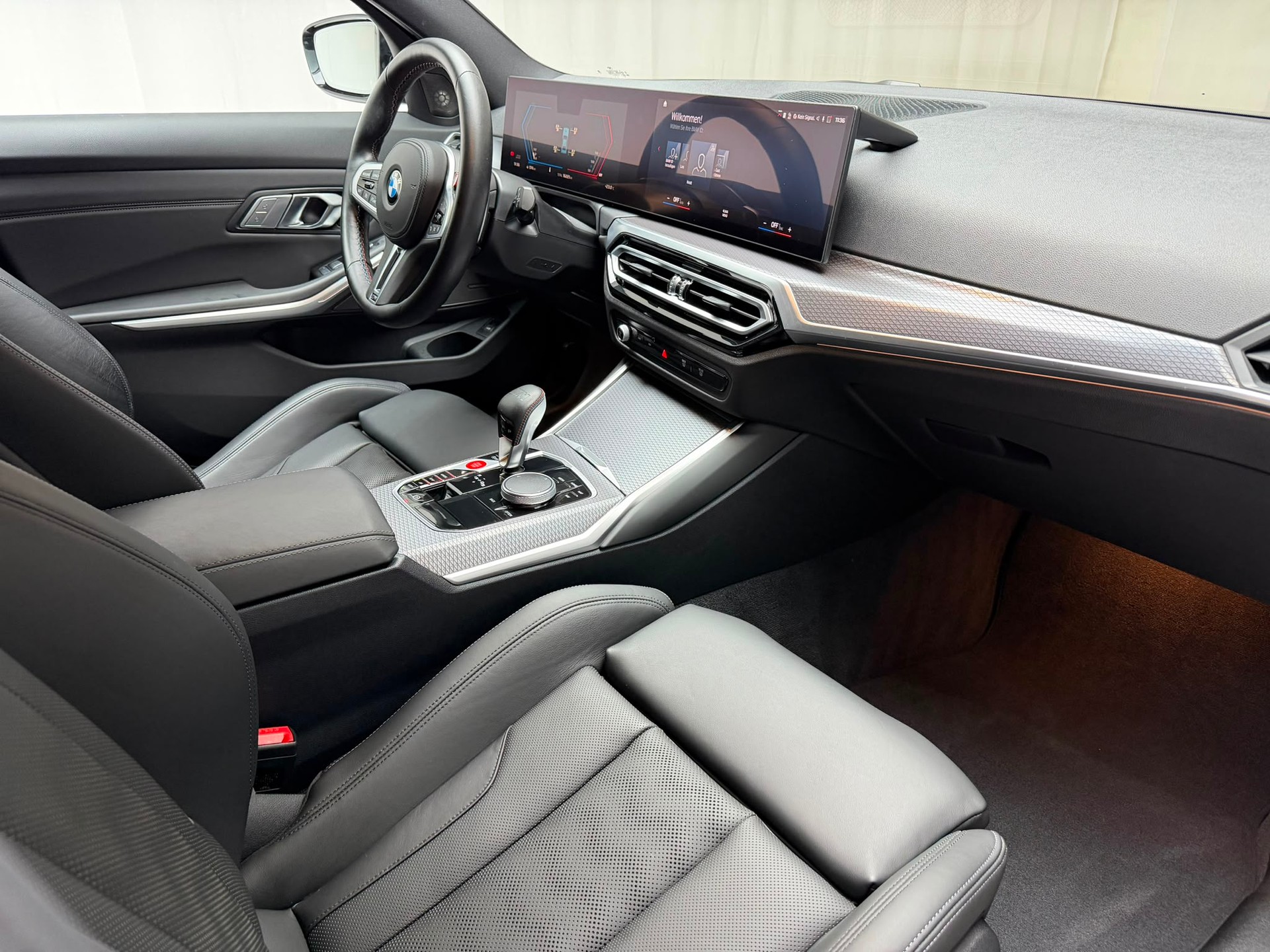 BMW M3 Touring xDrive Competition M-image-9