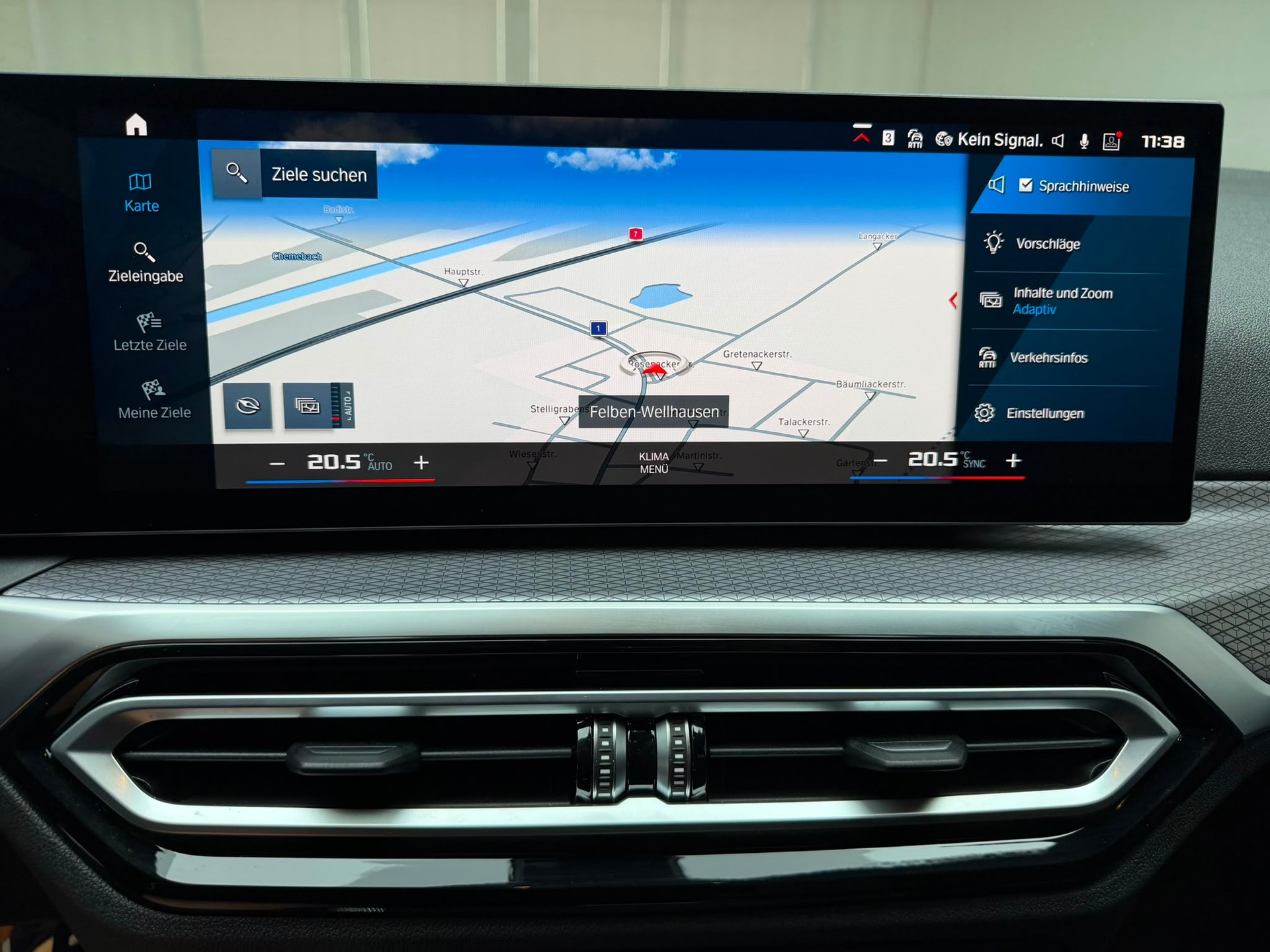 BMW M3 Touring xDrive Competition M-image-16
