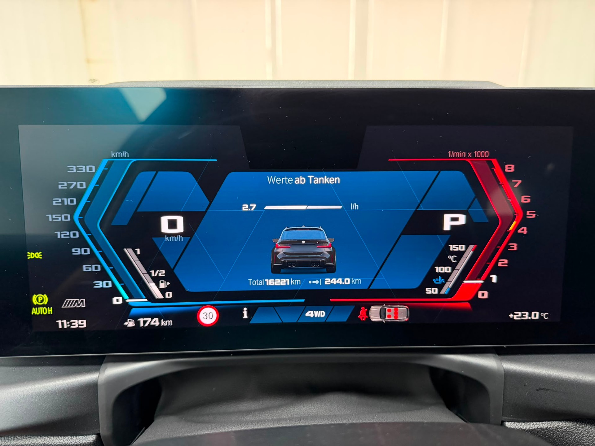 BMW M3 Touring xDrive Competition M-image-18