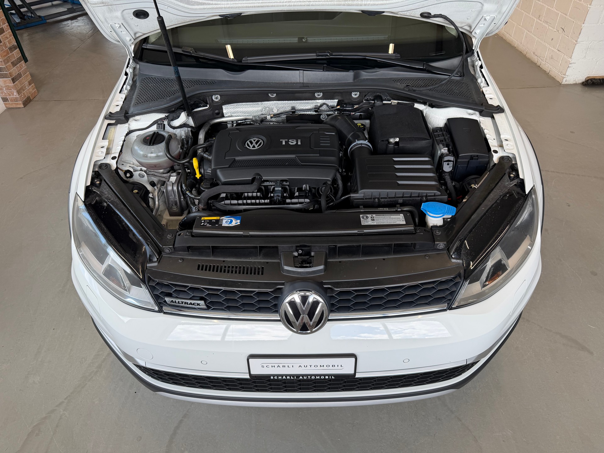 VW Golf 1.8 TSI Alltrack 4Motion-image-15