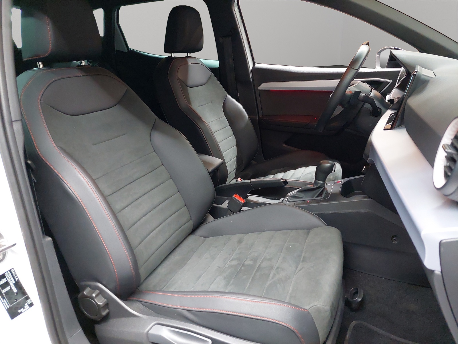 SEAT Ibiza 1.0 EcoTSI FR DSG-image-8