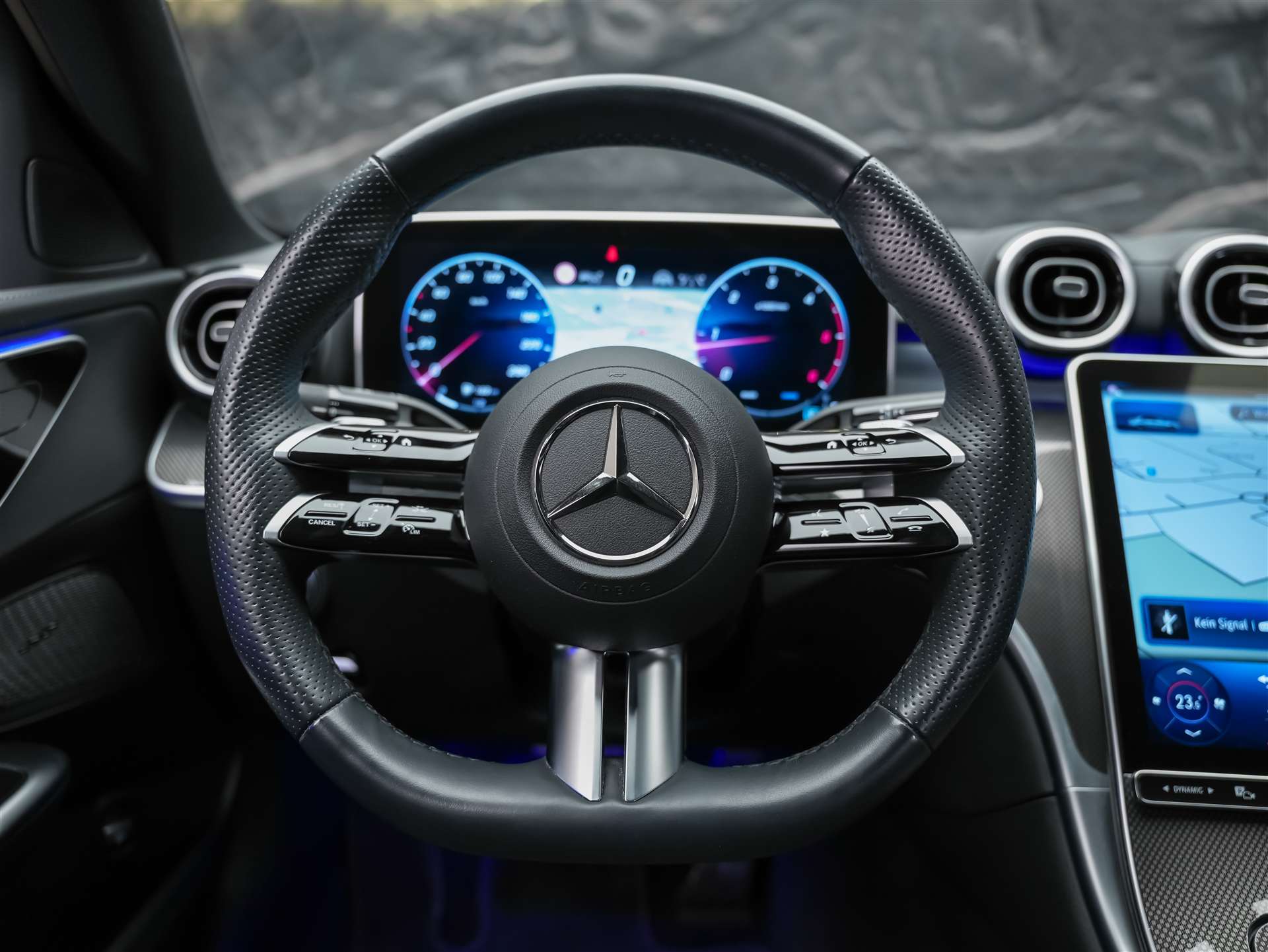 MERCEDES-BENZ C 220 d AMG Line *Werksgarantie*20" Felgen*Abstandsregler*-image-25