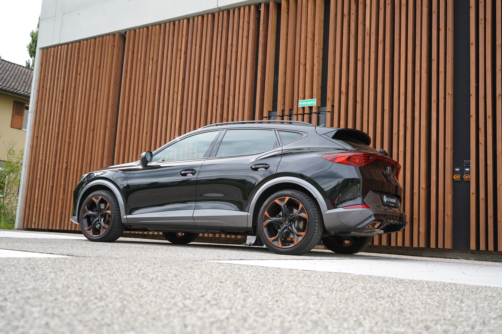 CUPRA FORMENTOR 1.4 e-HYBRID pHEV VZ DSG l 245 PS-image-9