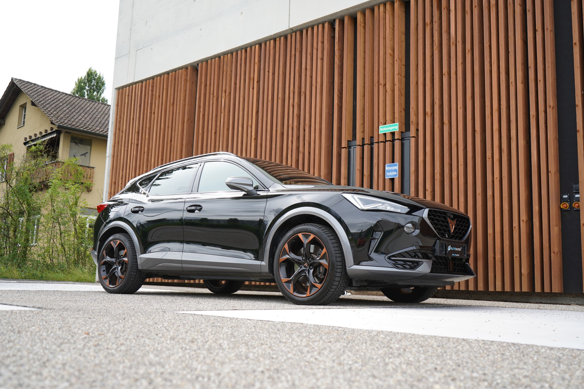 CUPRA FORMENTOR 1.4 e-HYBRID pHEV VZ DSG l 245 PS-image-4