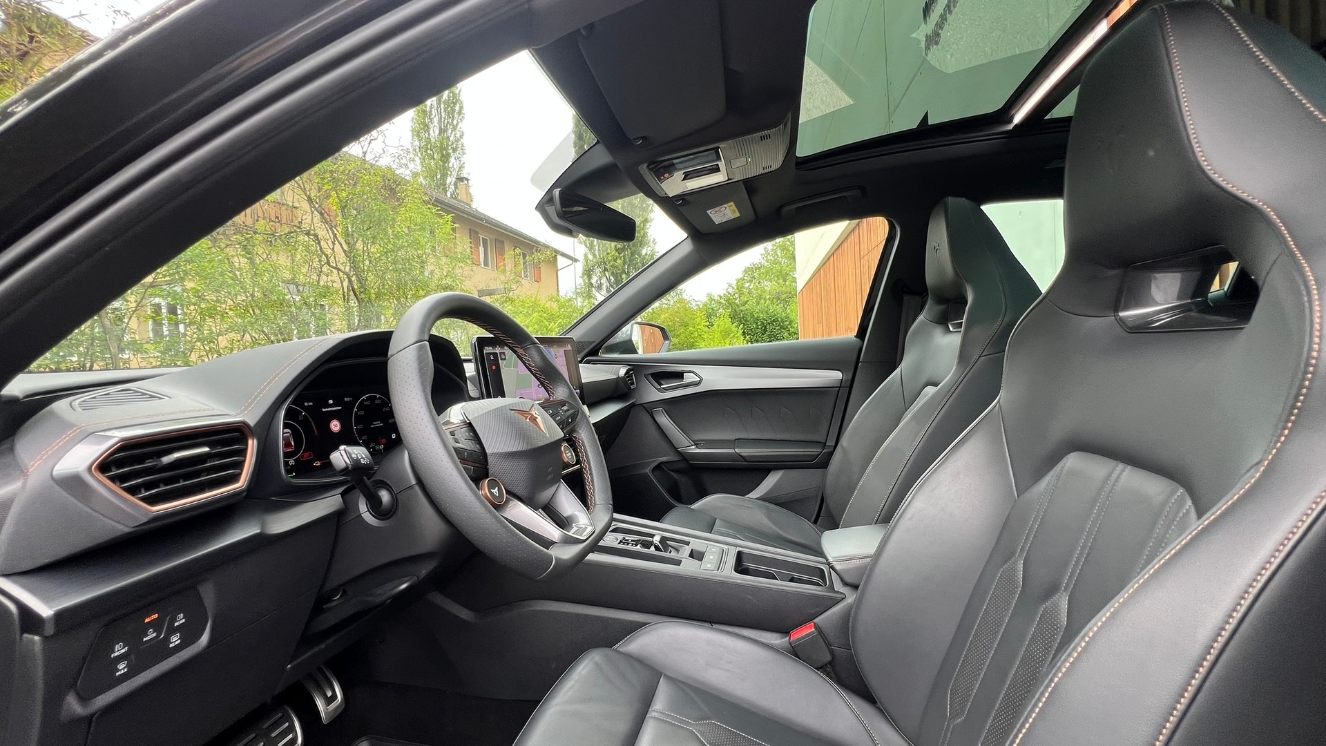 CUPRA FORMENTOR 1.4 e-HYBRID pHEV VZ DSG l 245 PS-image-23