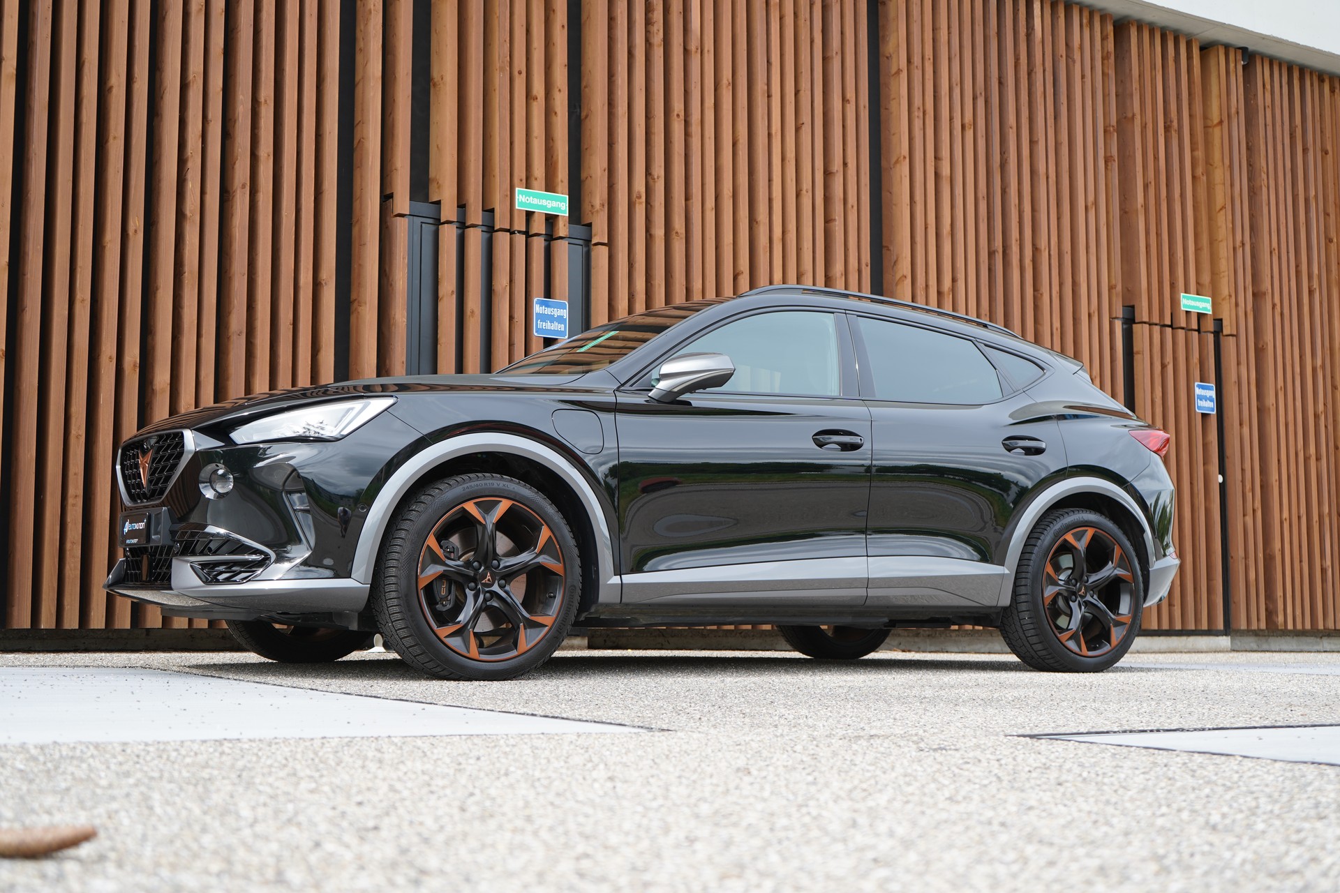 CUPRA FORMENTOR 1.4 e-HYBRID pHEV VZ DSG l 245 PS-image-10