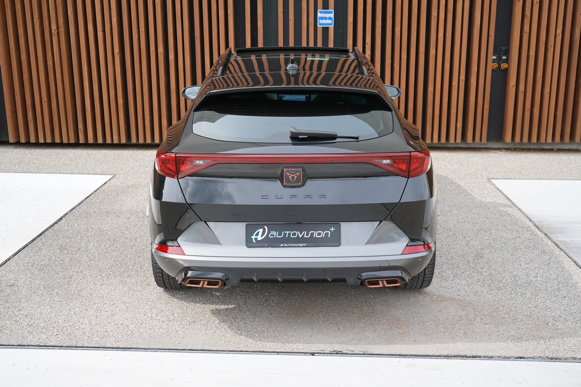 CUPRA FORMENTOR 1.4 e-HYBRID pHEV VZ DSG l 245 PS-image-14