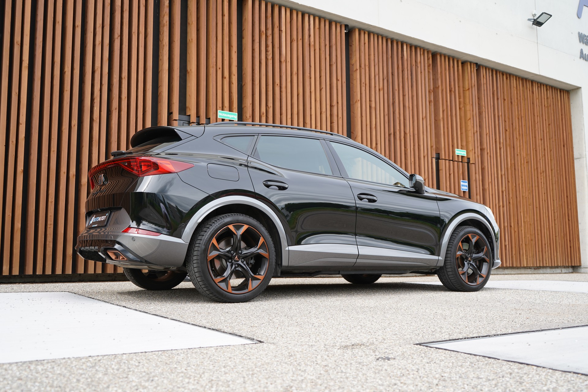 CUPRA FORMENTOR 1.4 e-HYBRID pHEV VZ DSG l 245 PS-image-7