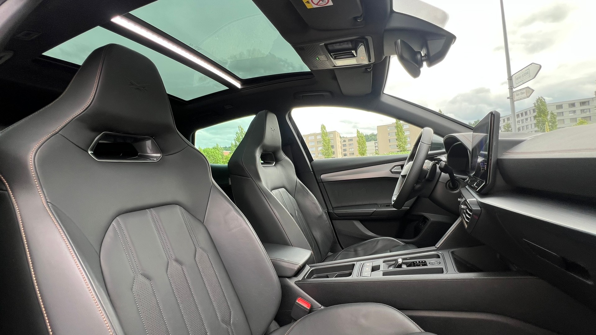 CUPRA FORMENTOR 1.4 e-HYBRID pHEV VZ DSG l 245 PS-image-22