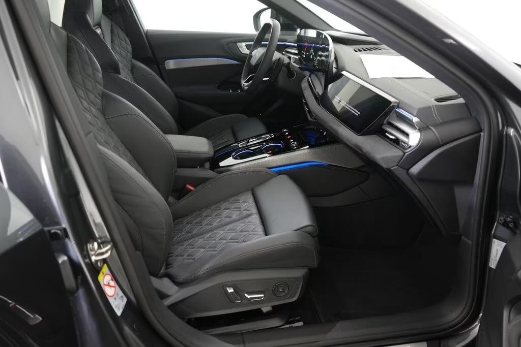 AUDI S5 Avant TFSI quattro S tronic-image-8