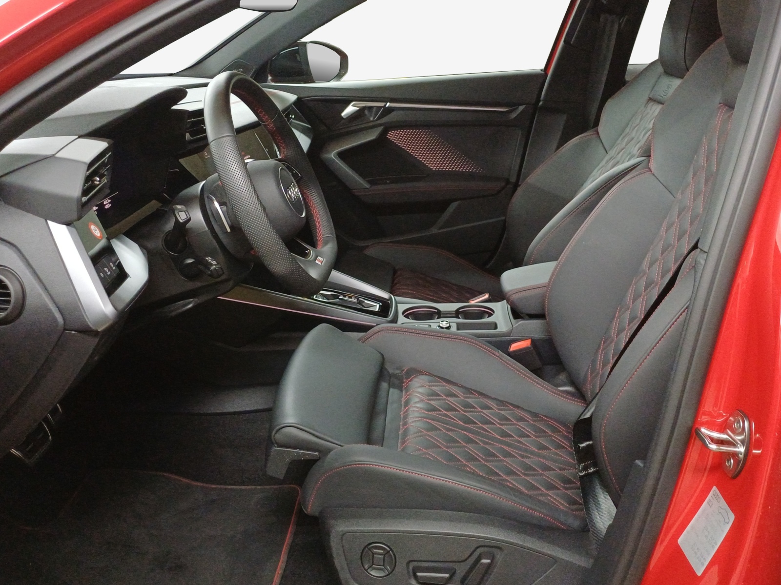 AUDI S3 Sportback TFSI quattro S-tronic-image-7