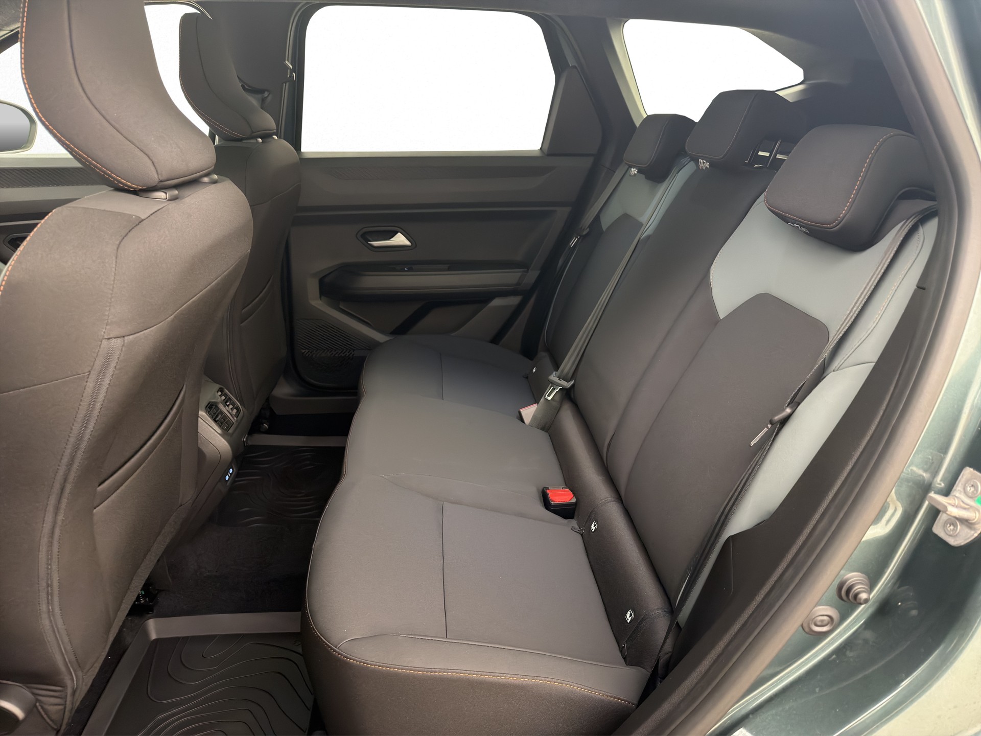 DACIA Bigster 1.8 Hybrid Extreme-image-11