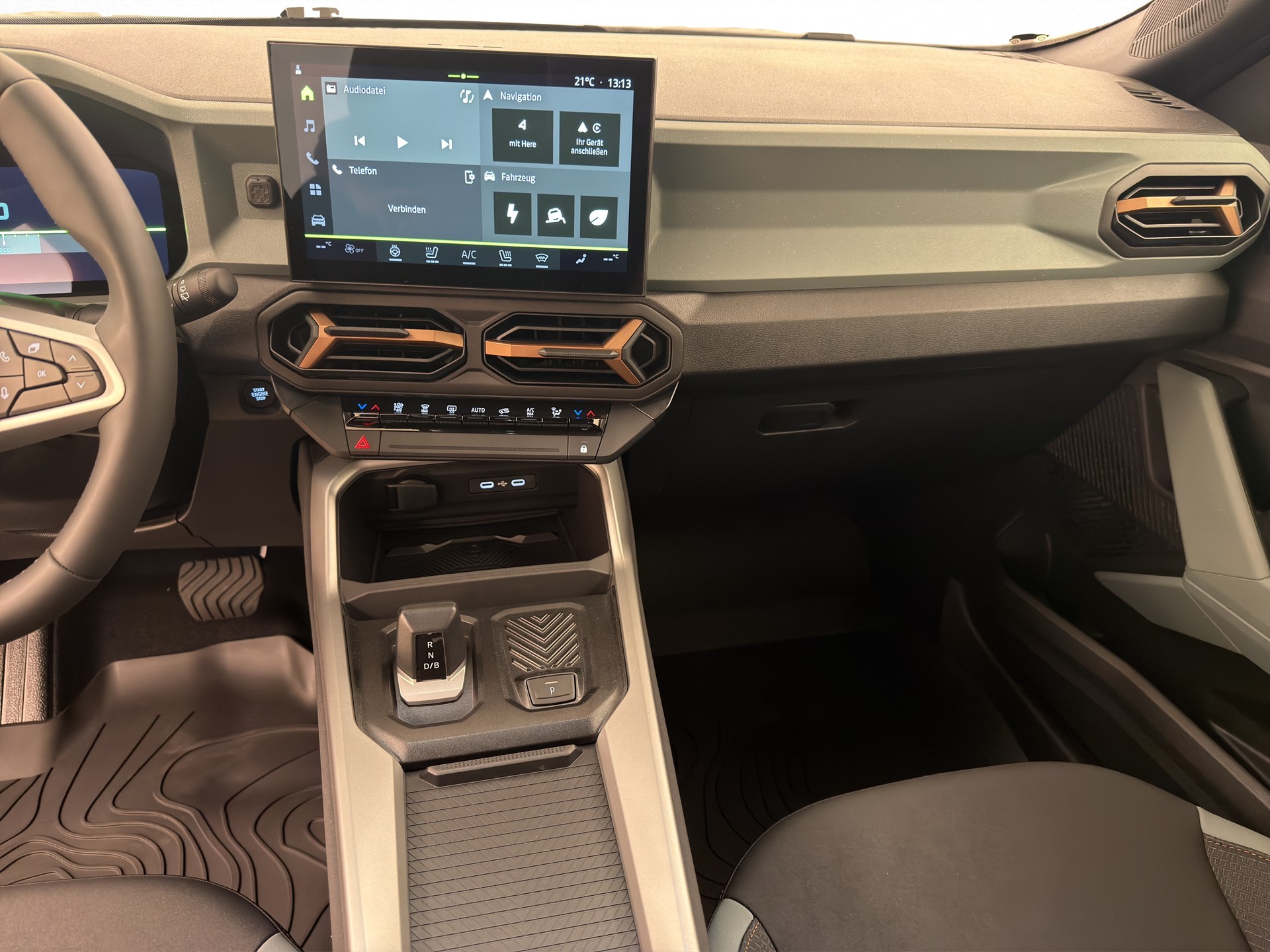 DACIA Bigster 1.8 Hybrid Extreme-image-9