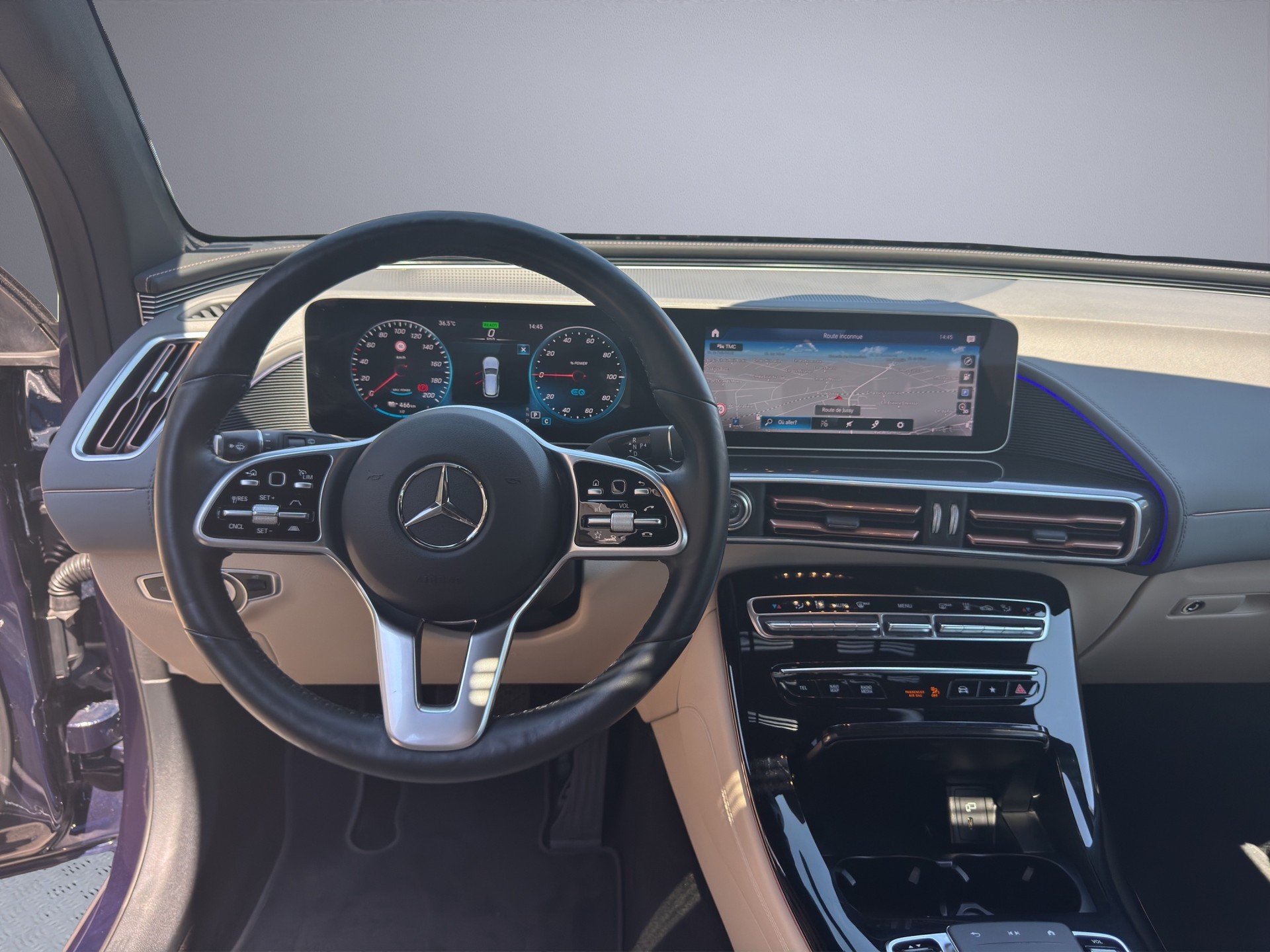 MERCEDES-BENZ EQC 400 4Matic-image-12